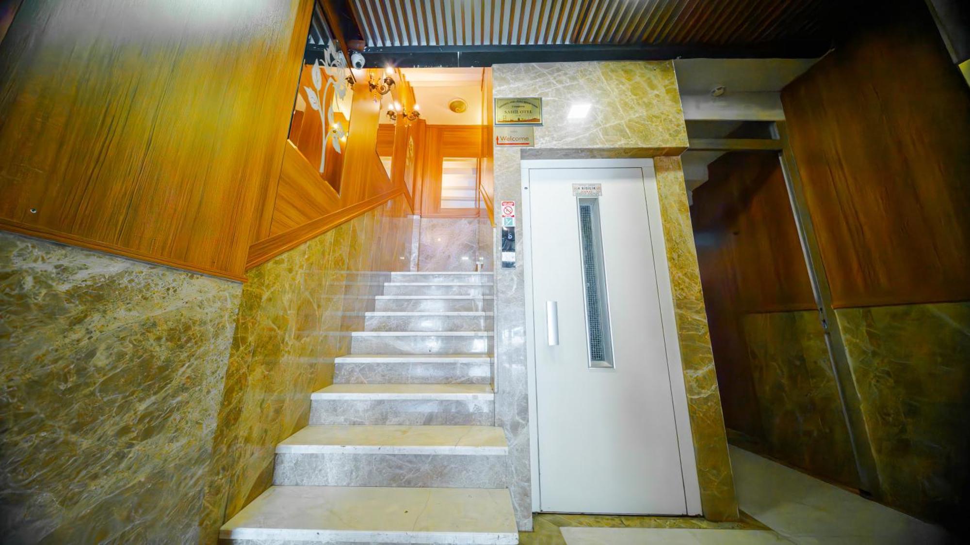 Sahil Boutique 3*