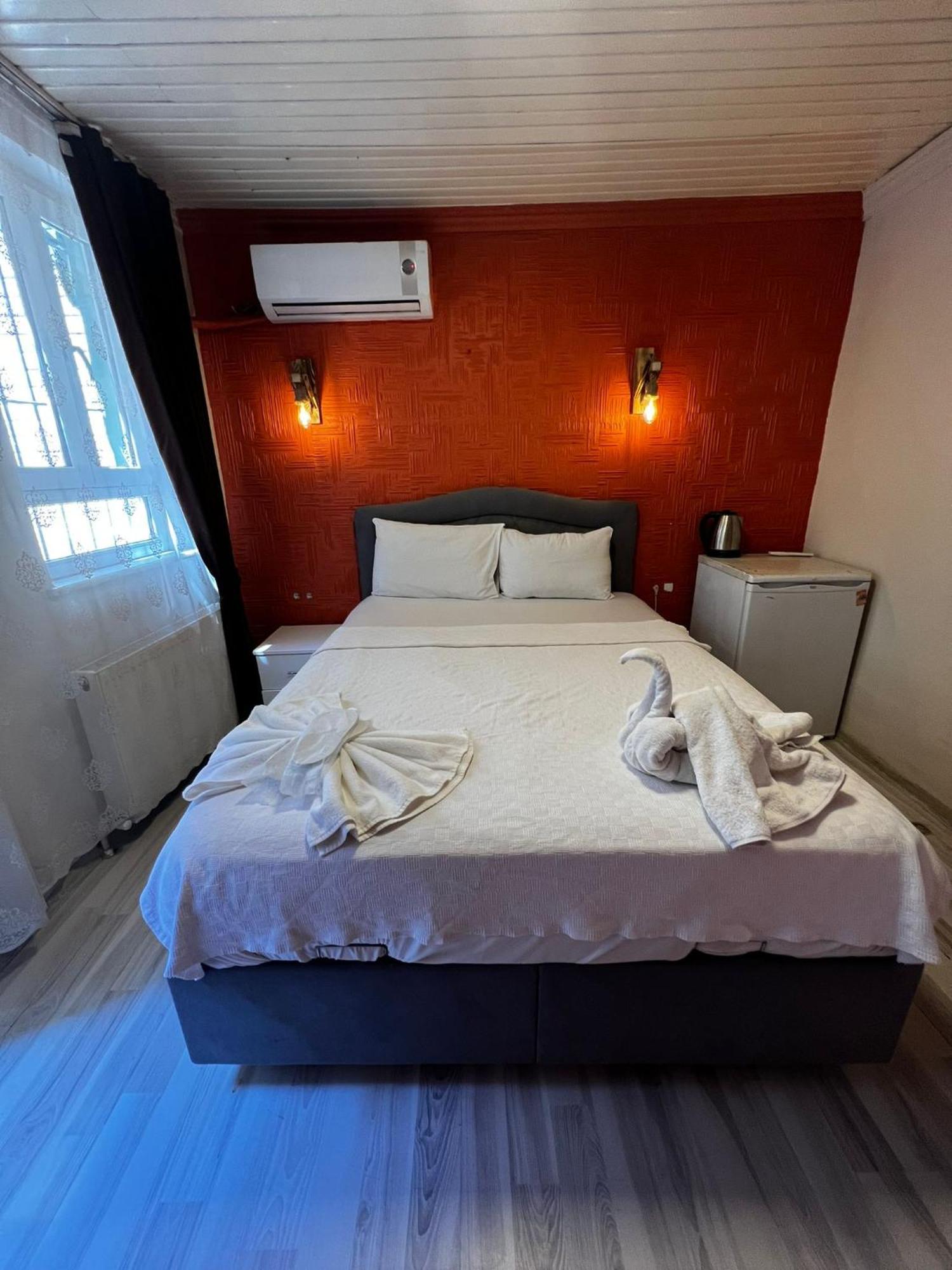 Hotel Taksim Bricktown *