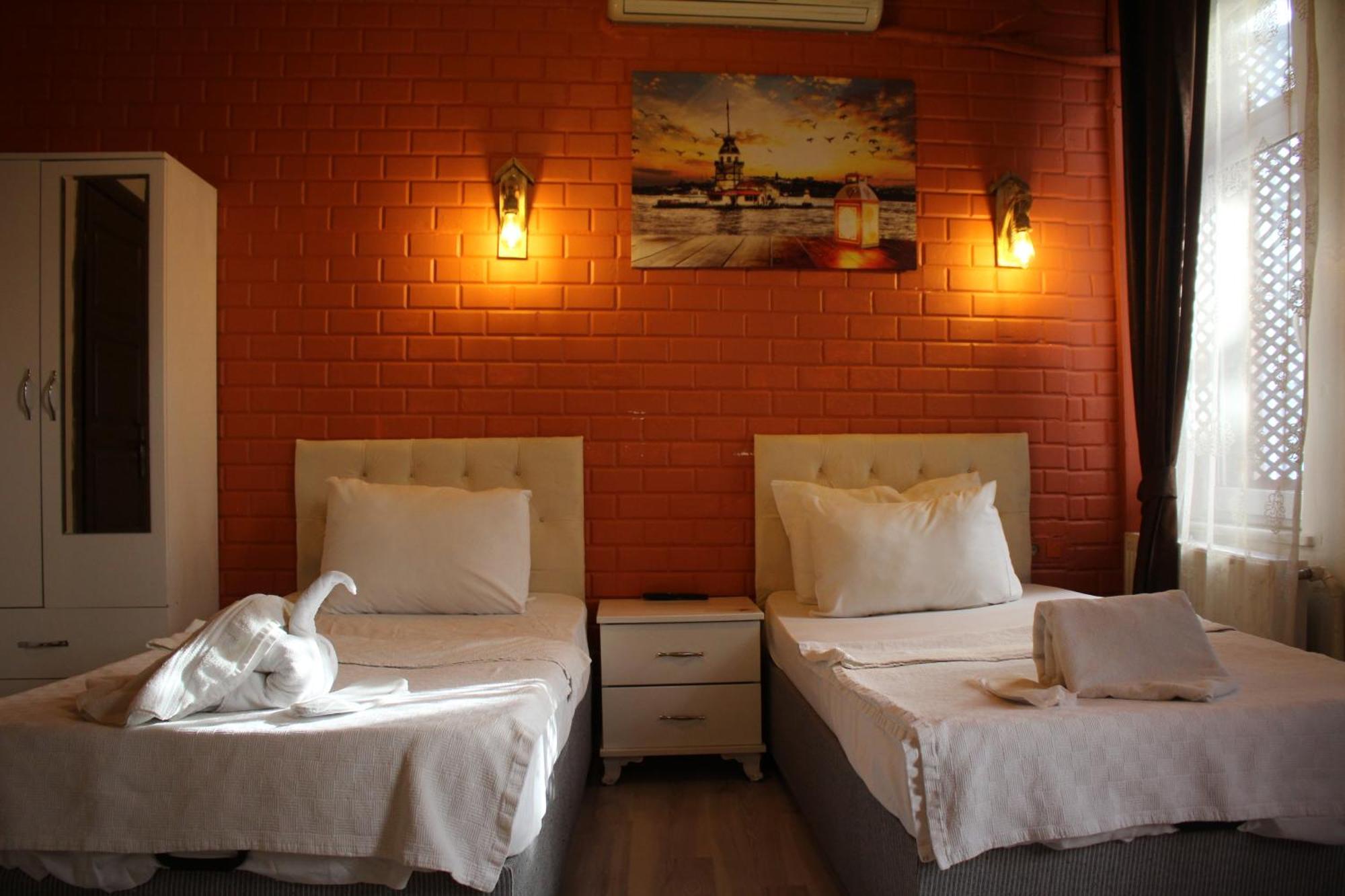 Taksim Bricktown Hotel *
