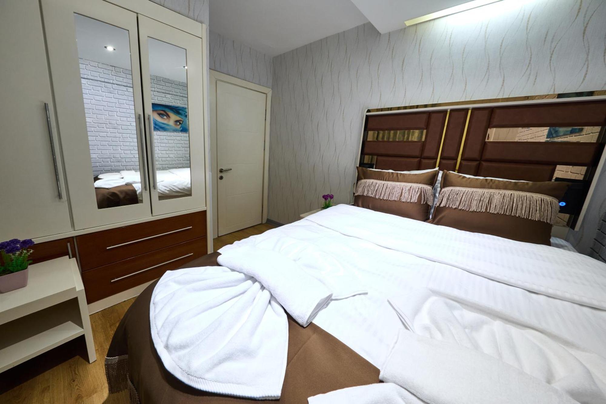 By Aydin Hotel