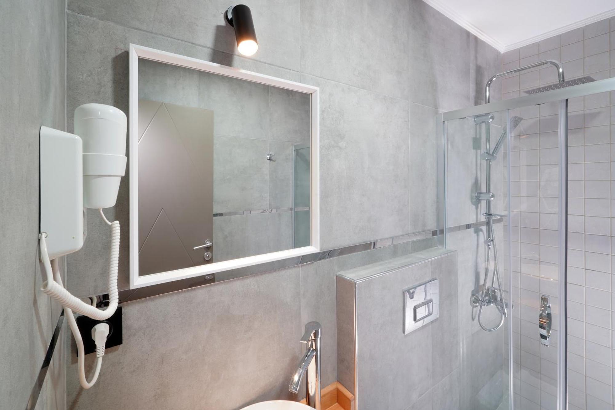 Meet Kadikoy Otel