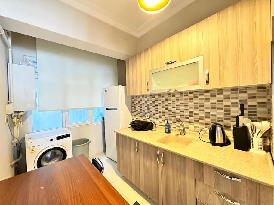 New Comfy Flat, 4br, 4acs, Taksim
