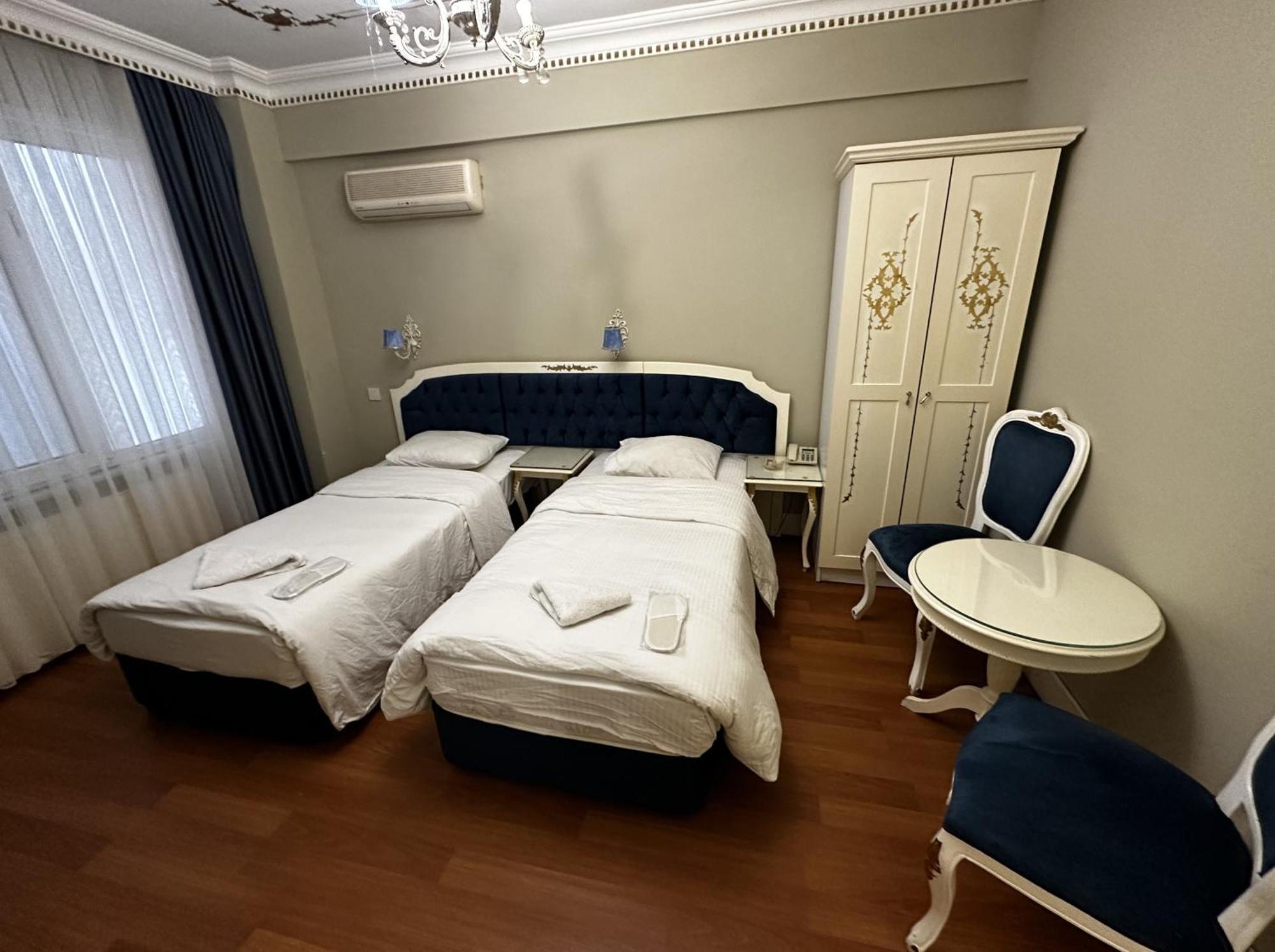 Taxim Alyon -