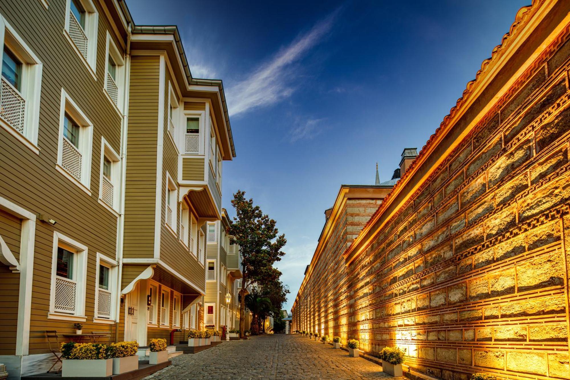 Hotel Hagia Sofia Mansions Istanbul, Curio Collection By Hilton