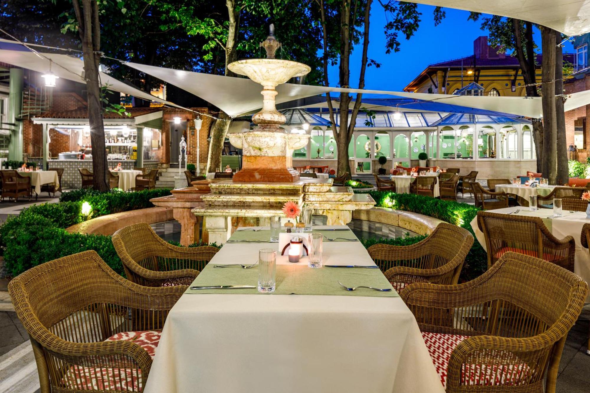 Hotel Hagia Sofia Mansions Istanbul, Curio Collection By Hilton 5*