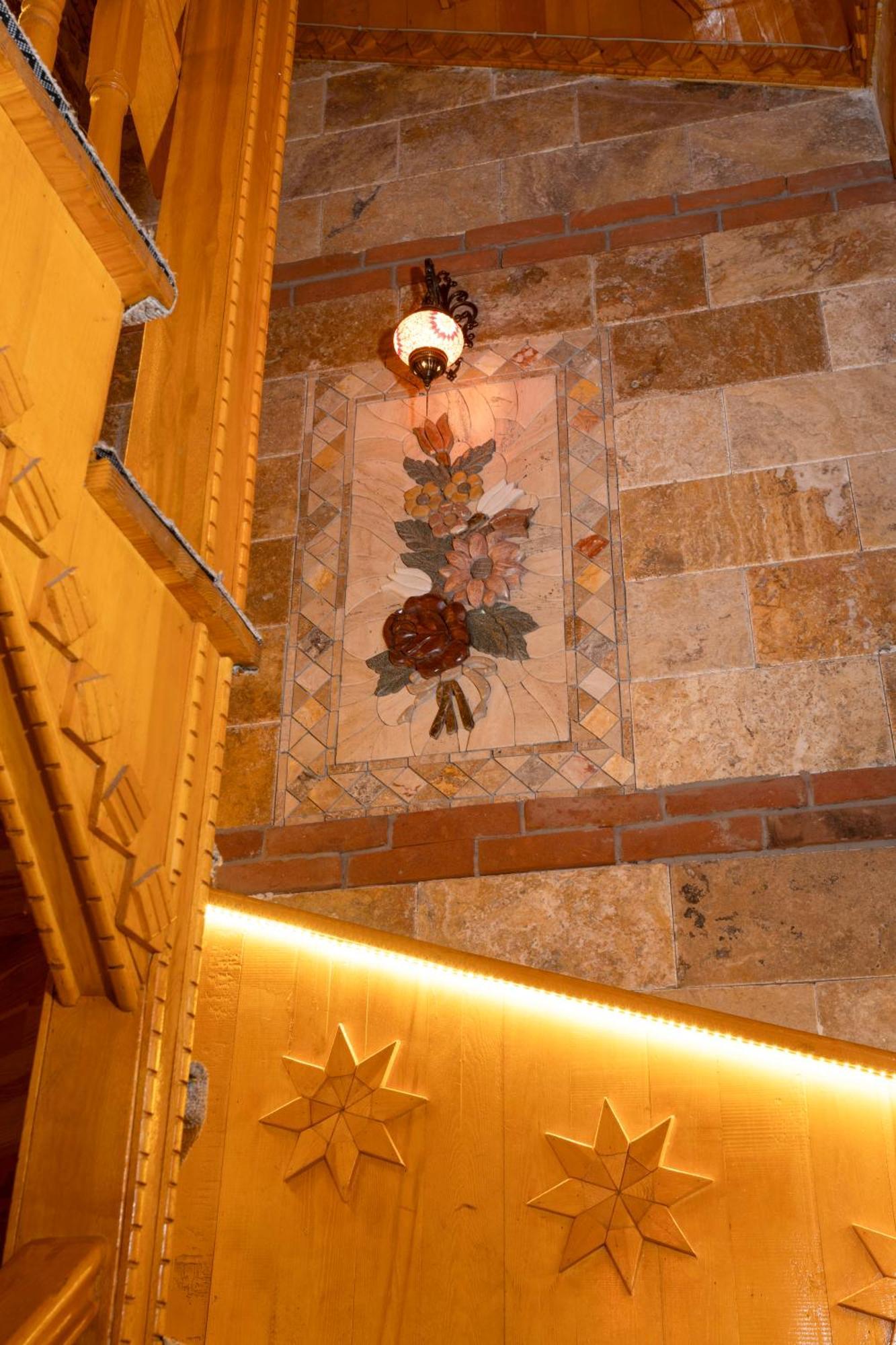 Otel The Astra *