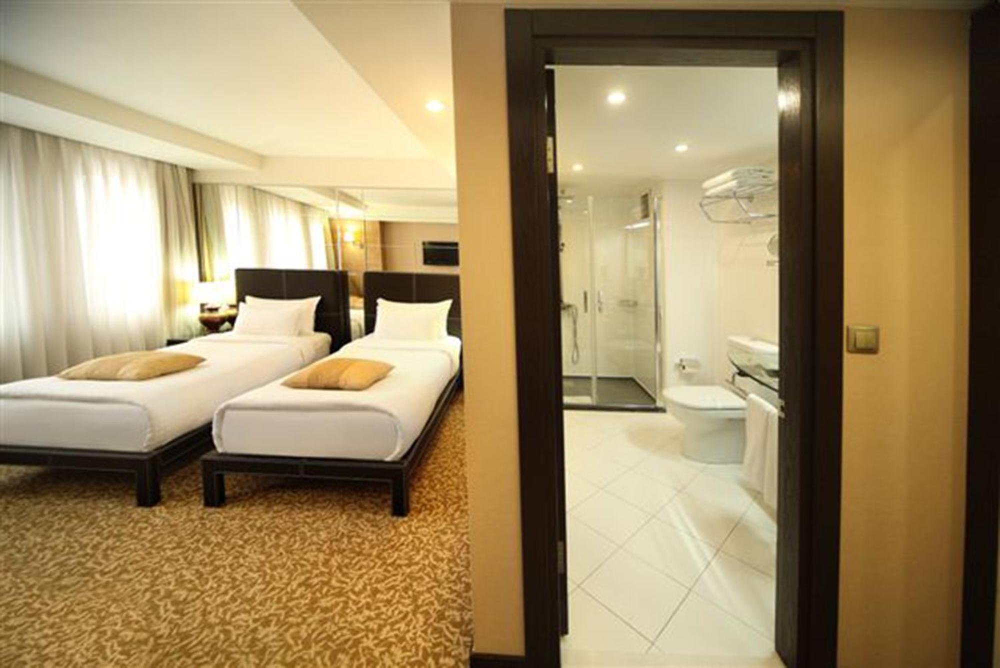 Cartoon Otel
