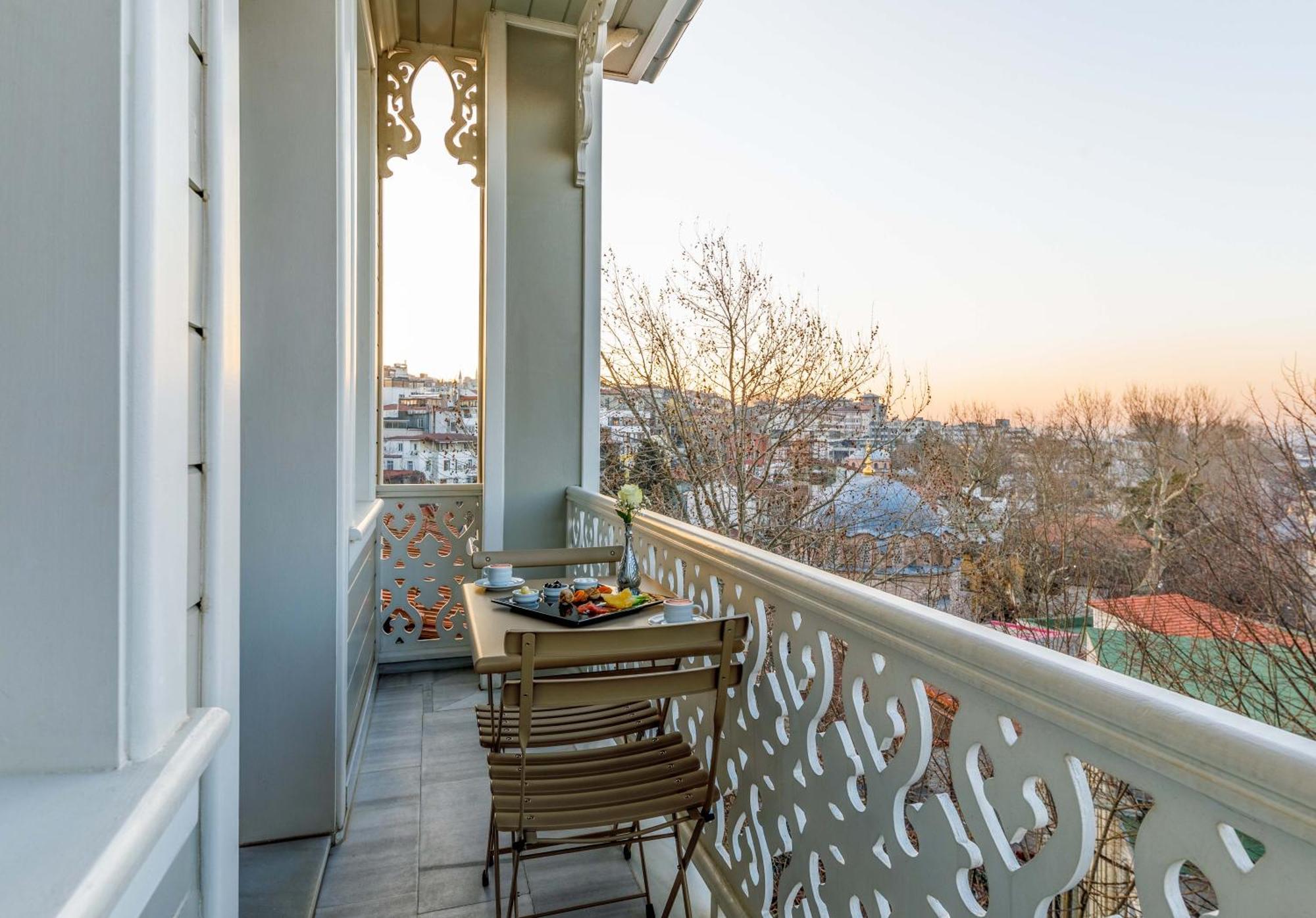 Hagia Sofia Mansions Istanbul, Curio Collection By Hilton 5*