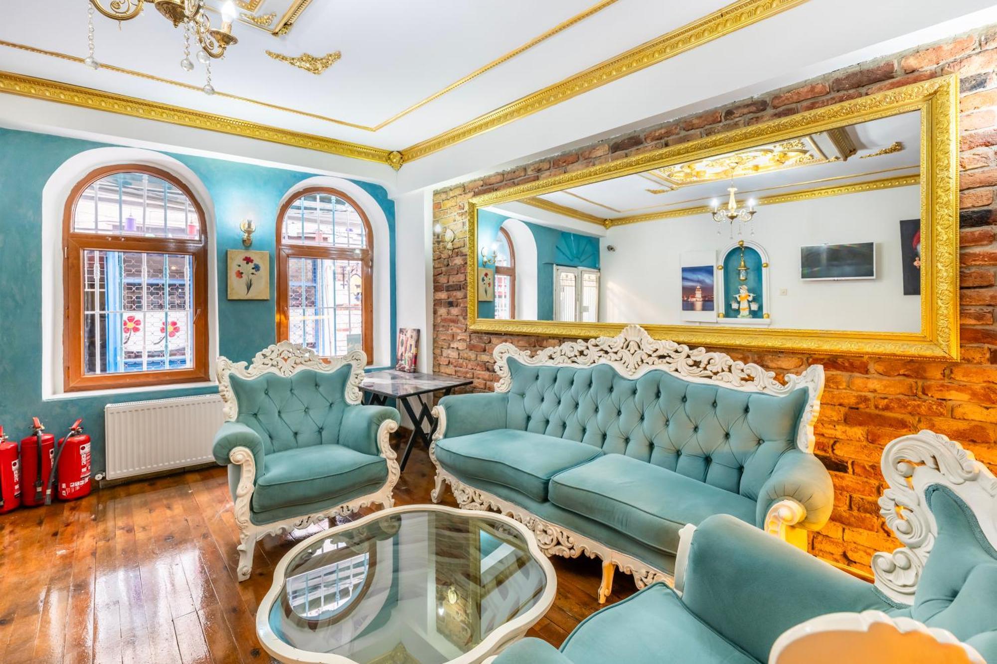 Taksim Dora Bed & Breakfast *