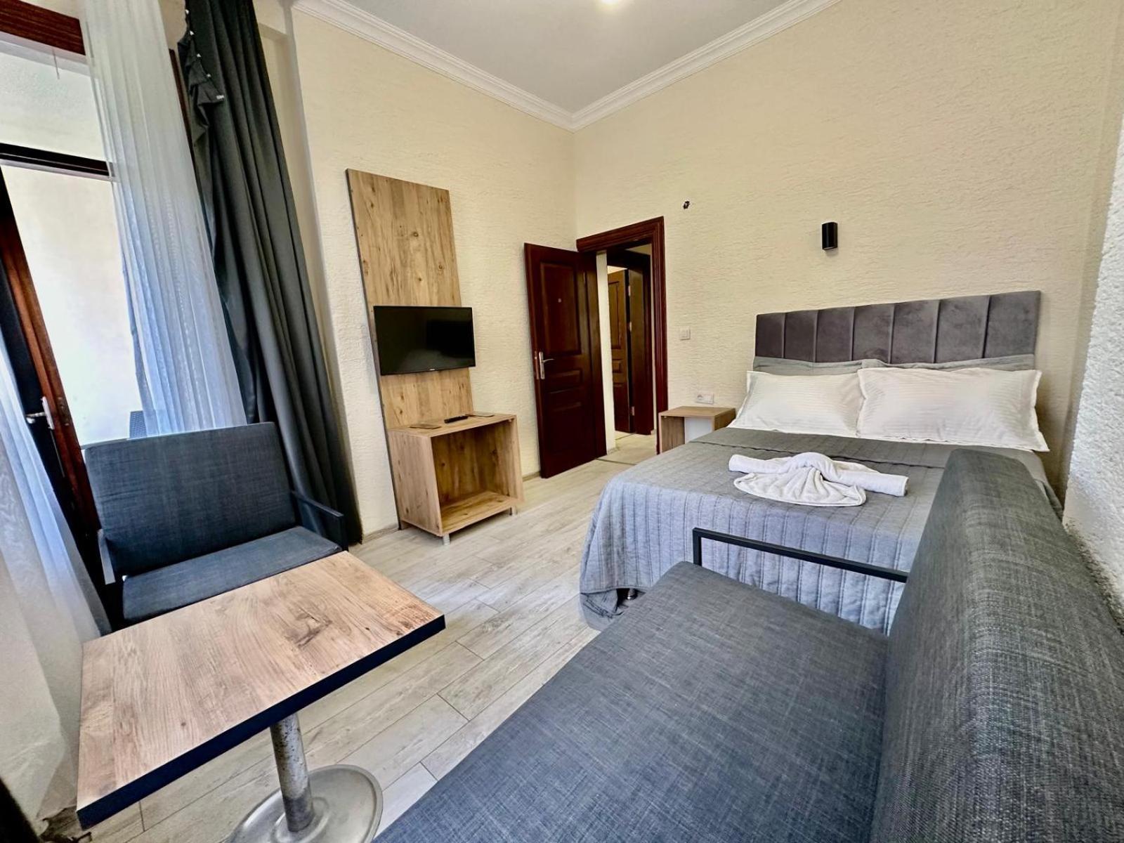 Yelken Hotel *