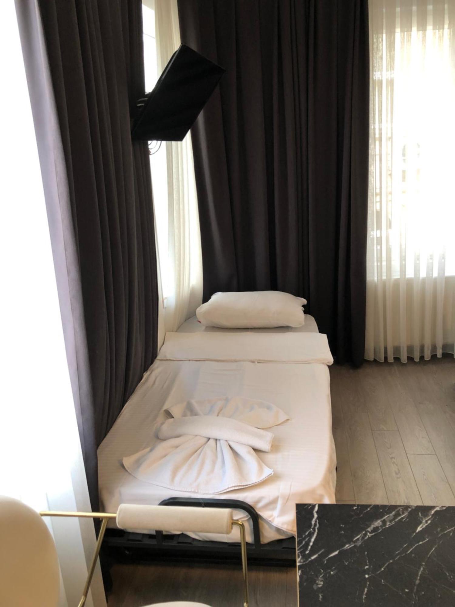Galata Hotel *
