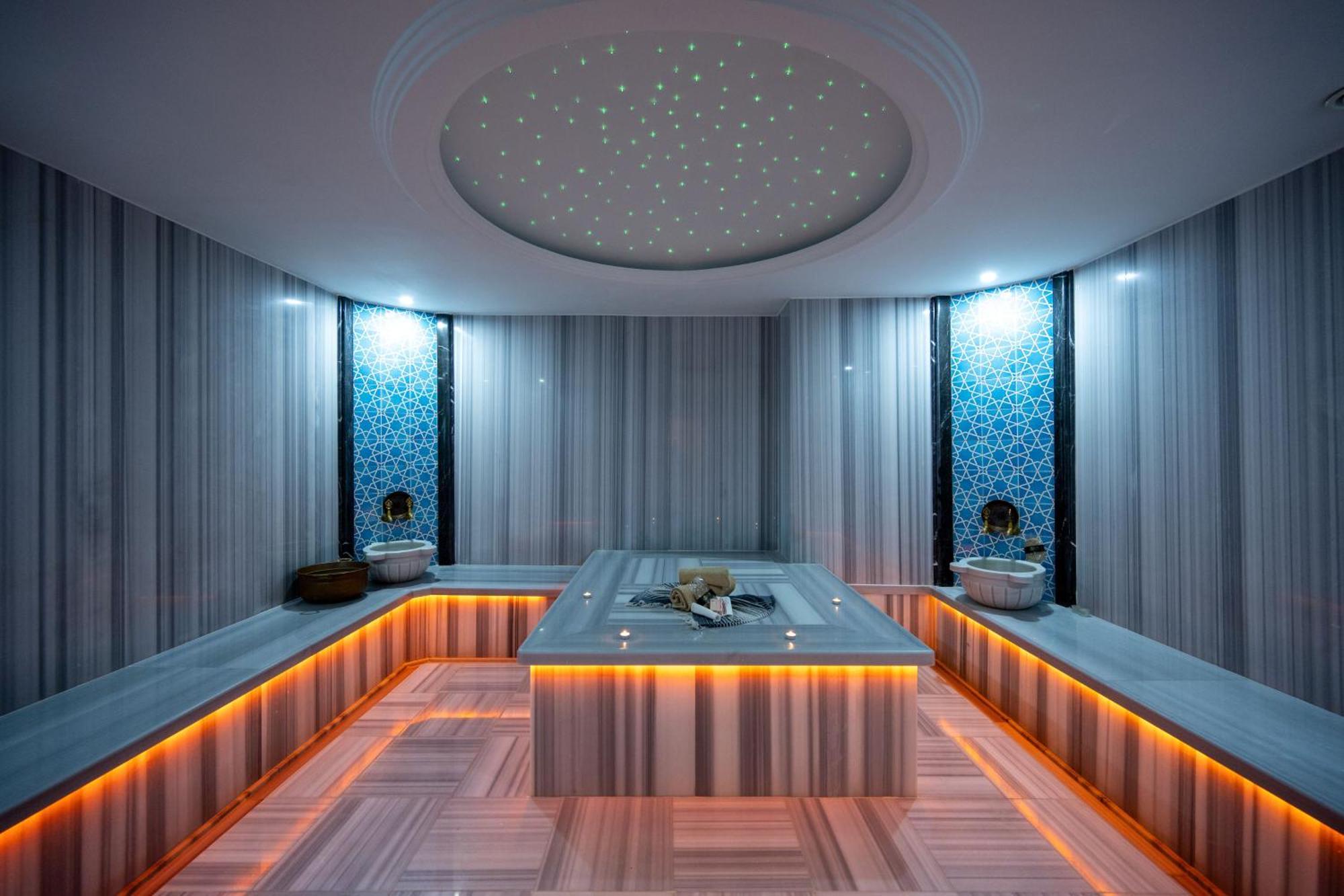 Vess Hotel