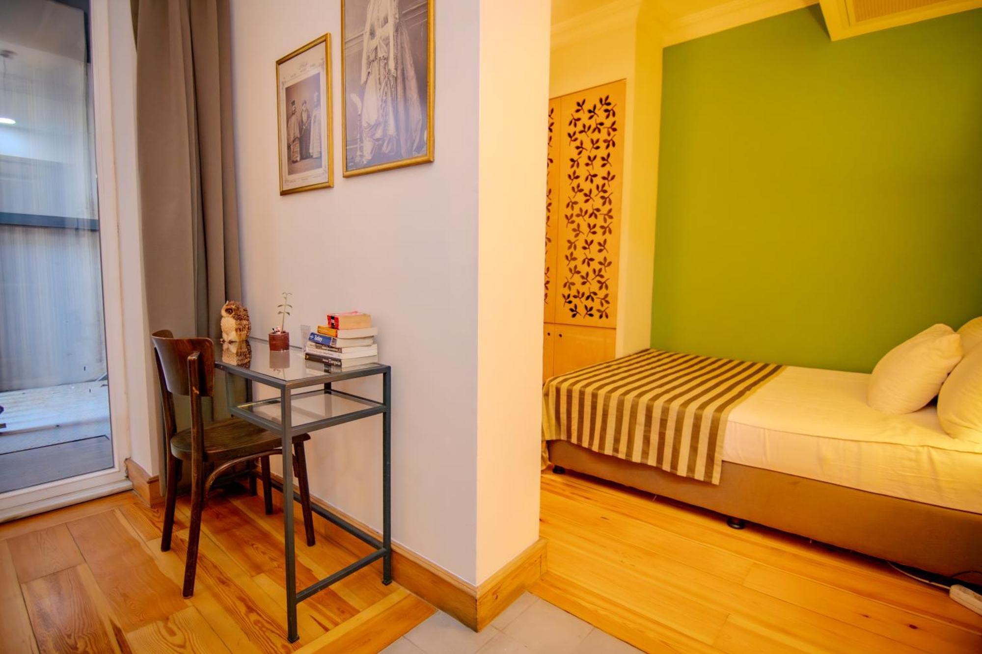 No11 & Aparthotel 4*