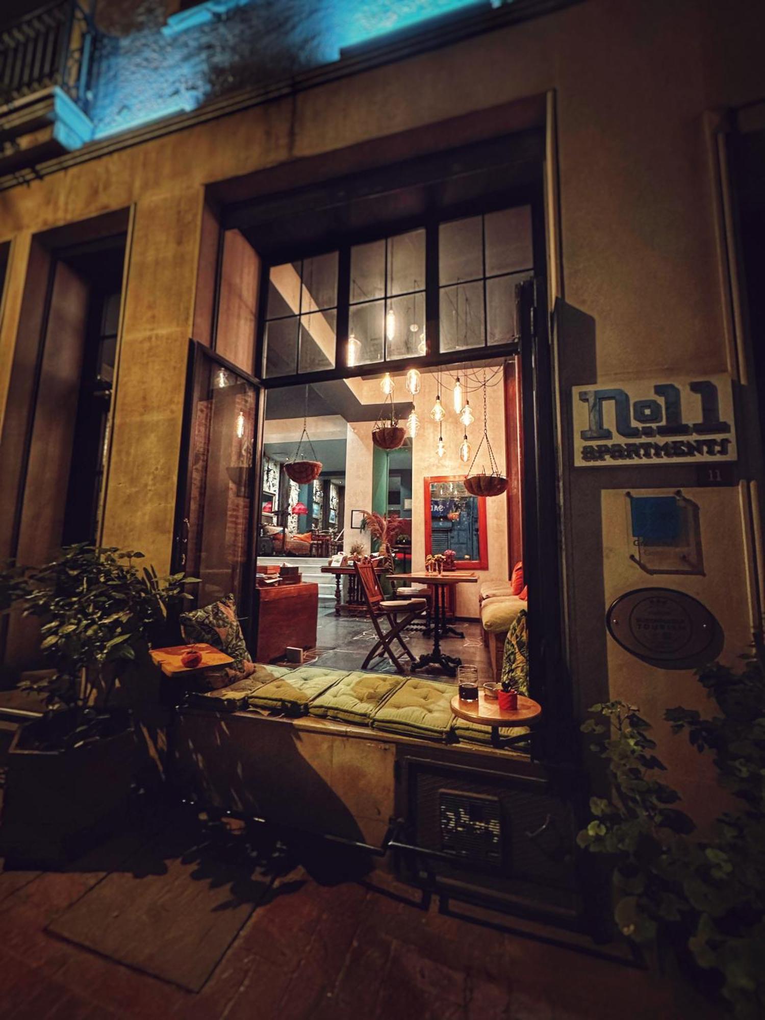 Aparthotel No11 &