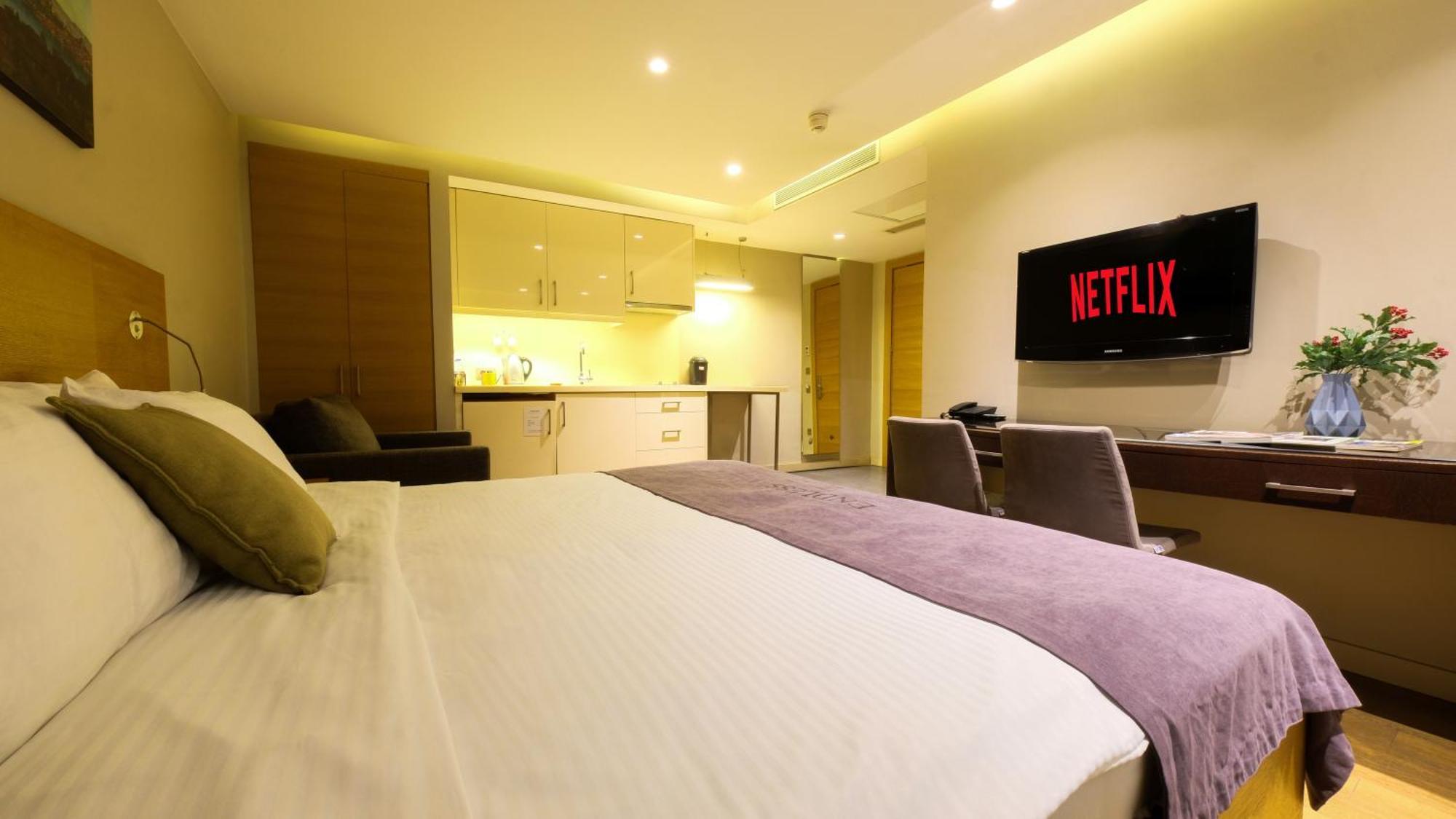 Endless Taksim 4*