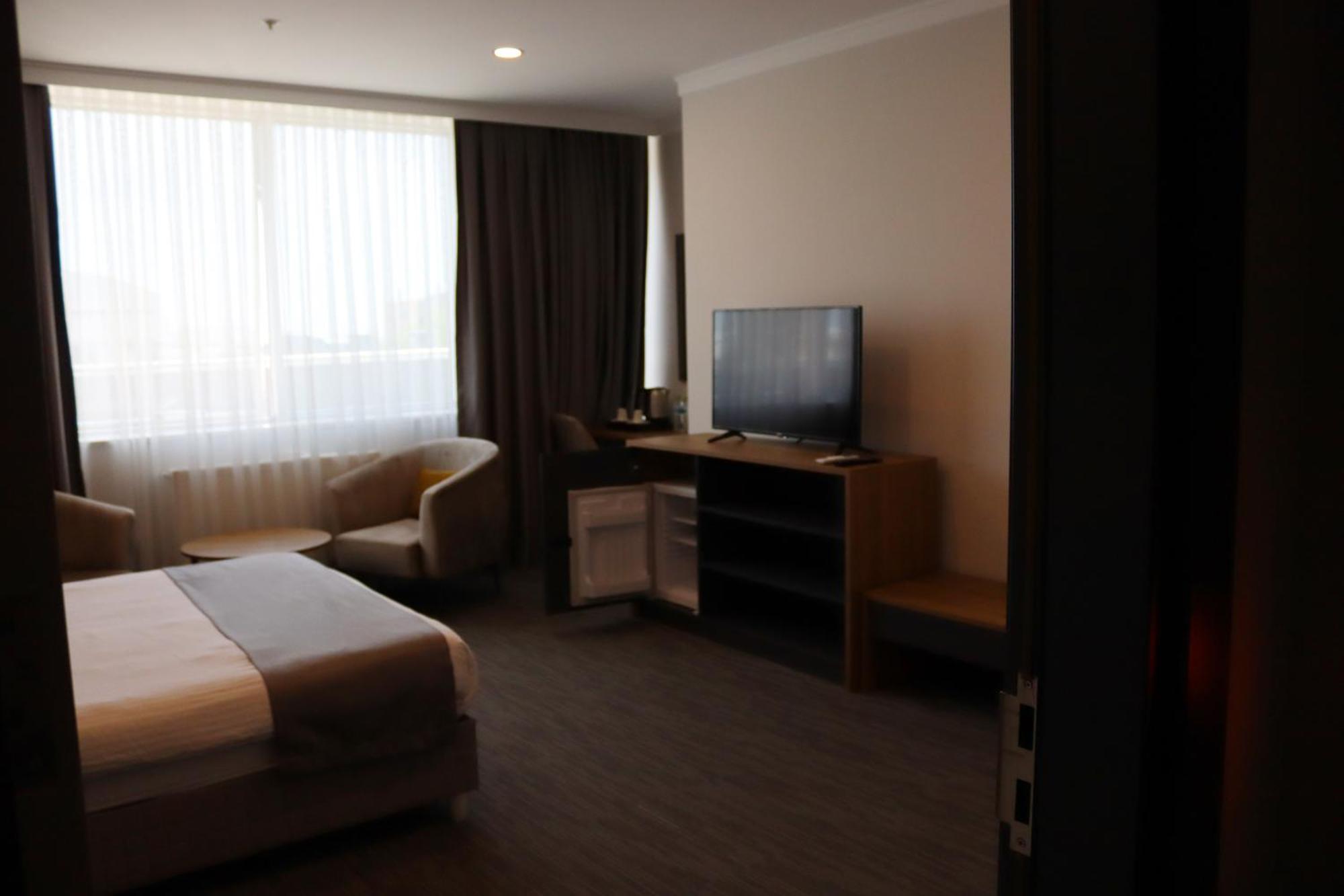 Hotel Home Plus Hotel 3*