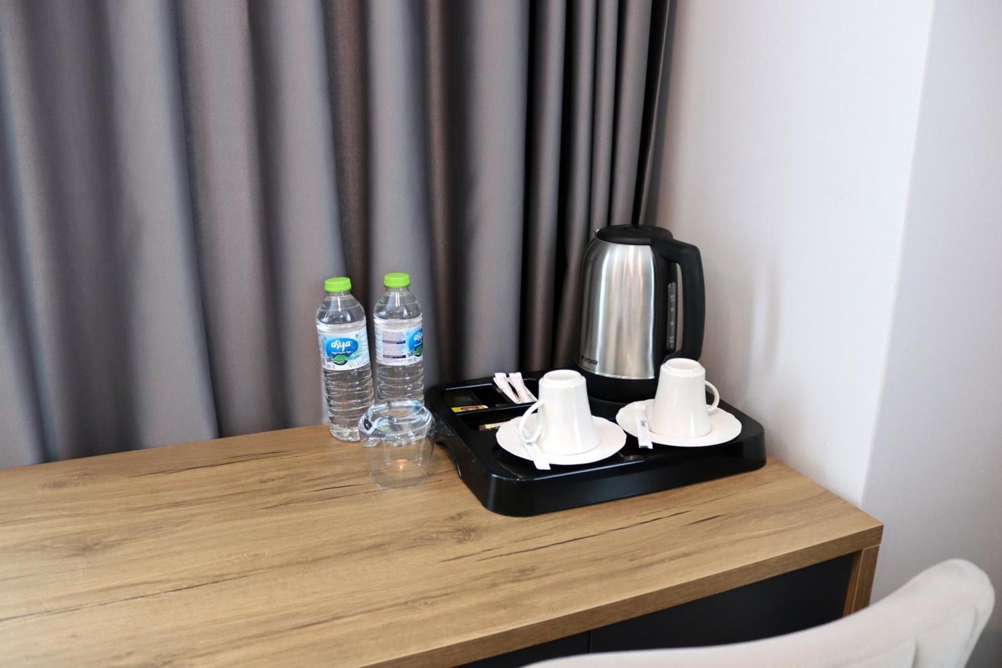 Home Plus Hotel 3*