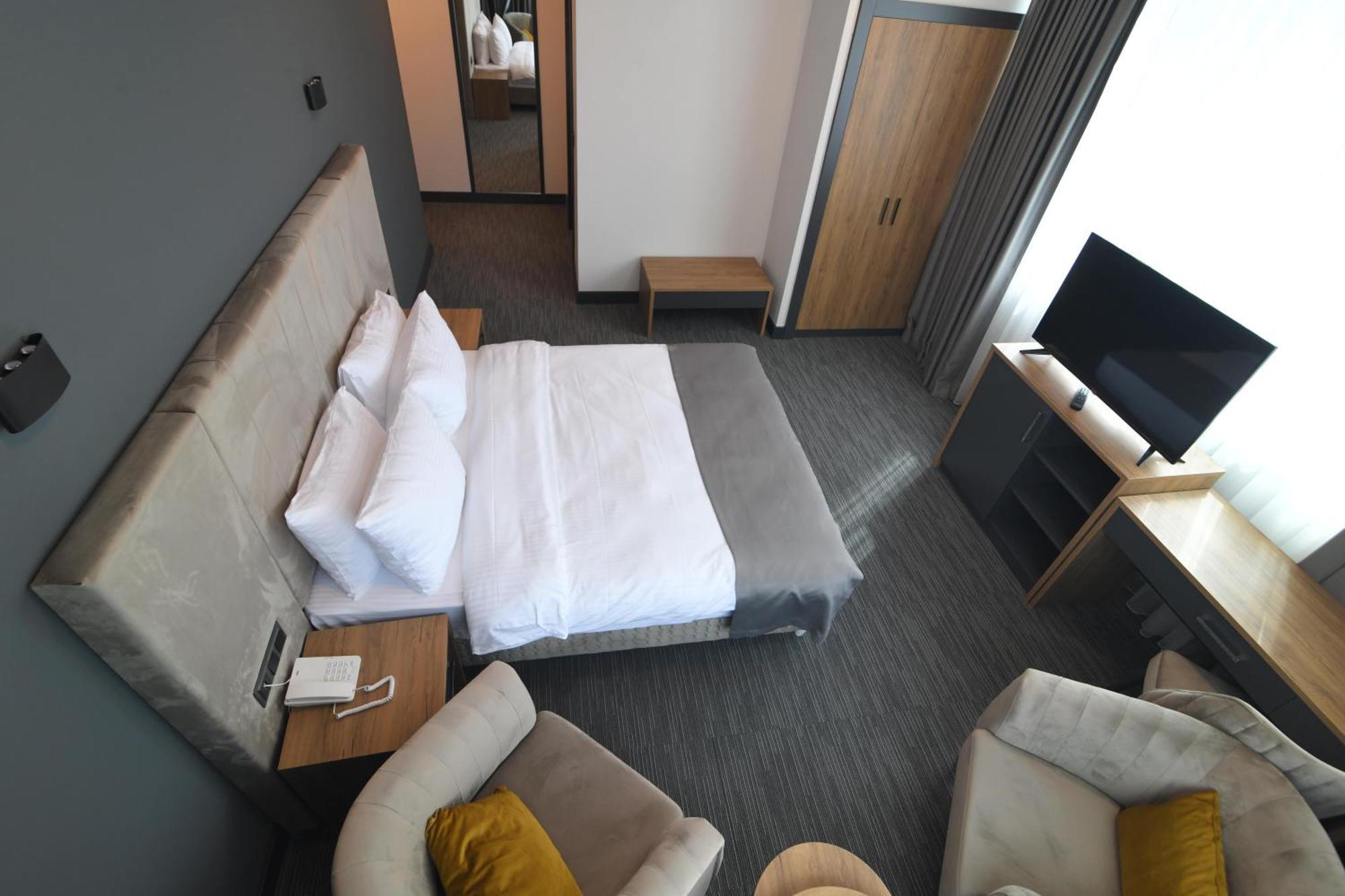 Hotel Home Plus Hotel