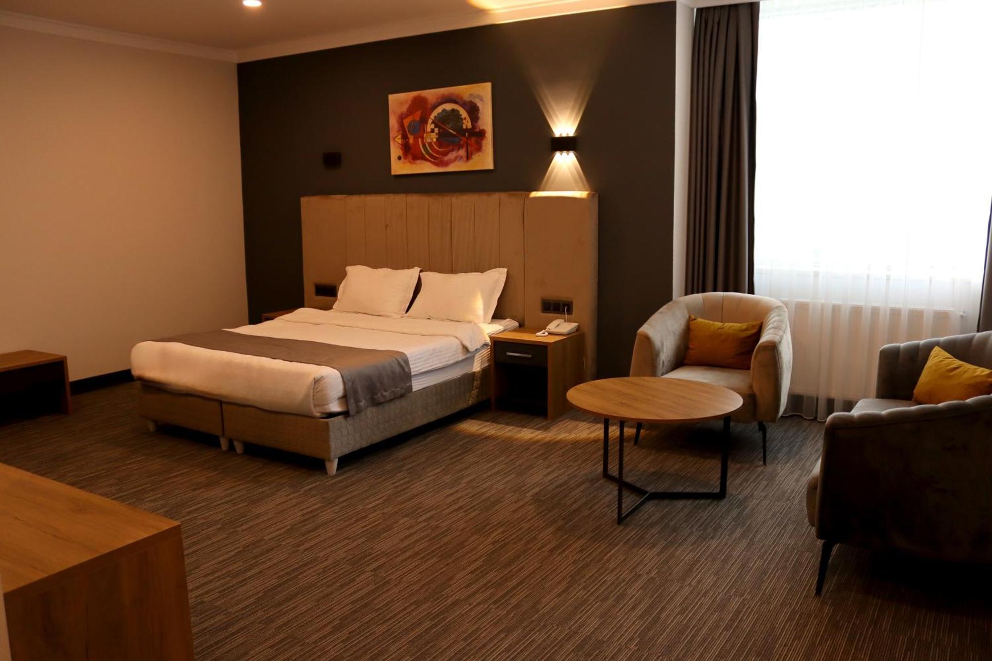 Home Plus Hotel Hotel 3*