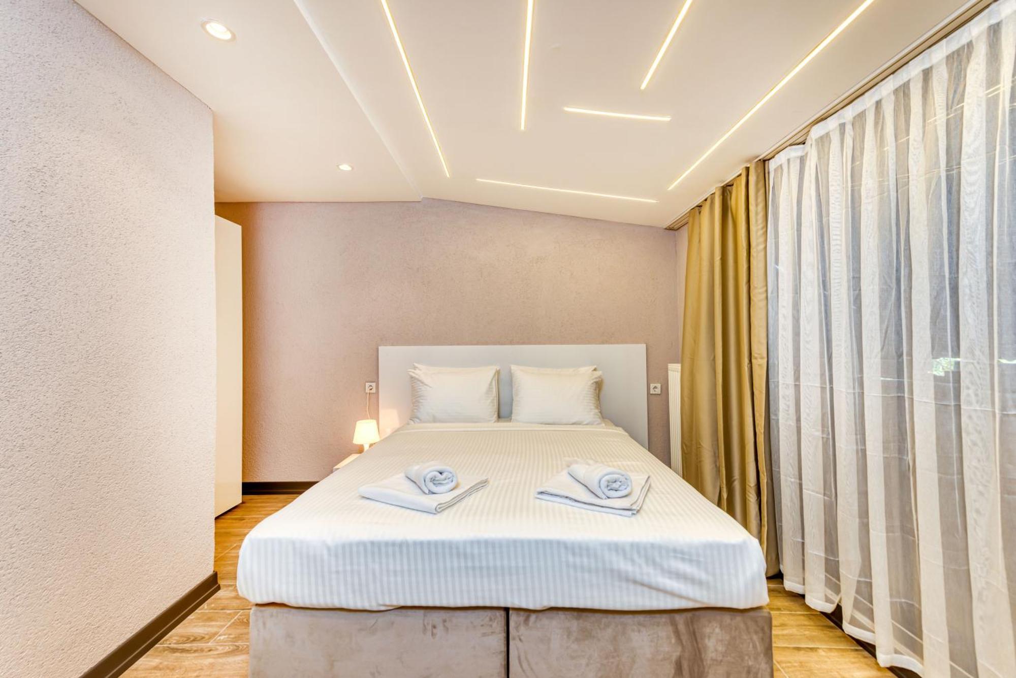 Port Apartment