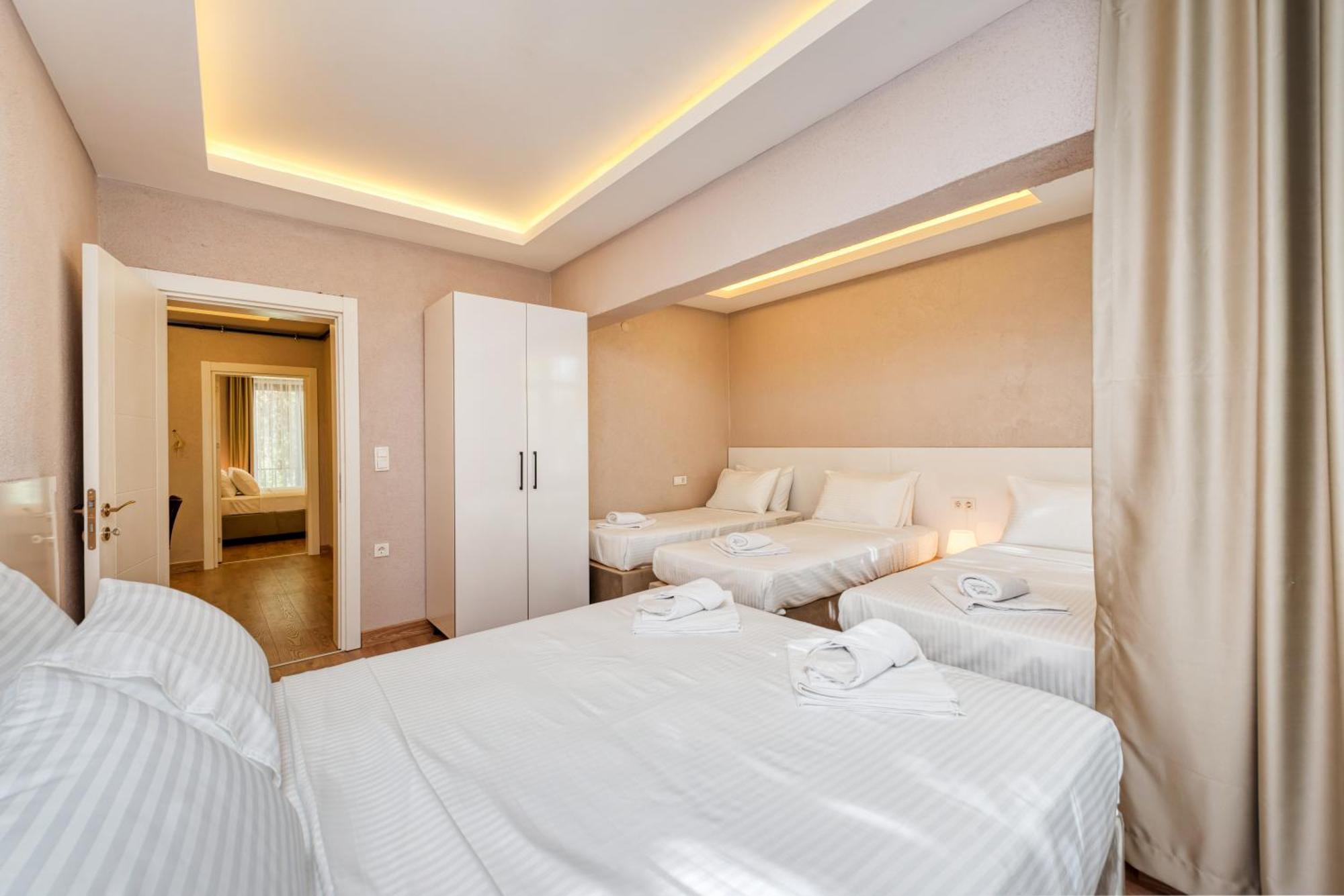 Port Apartment