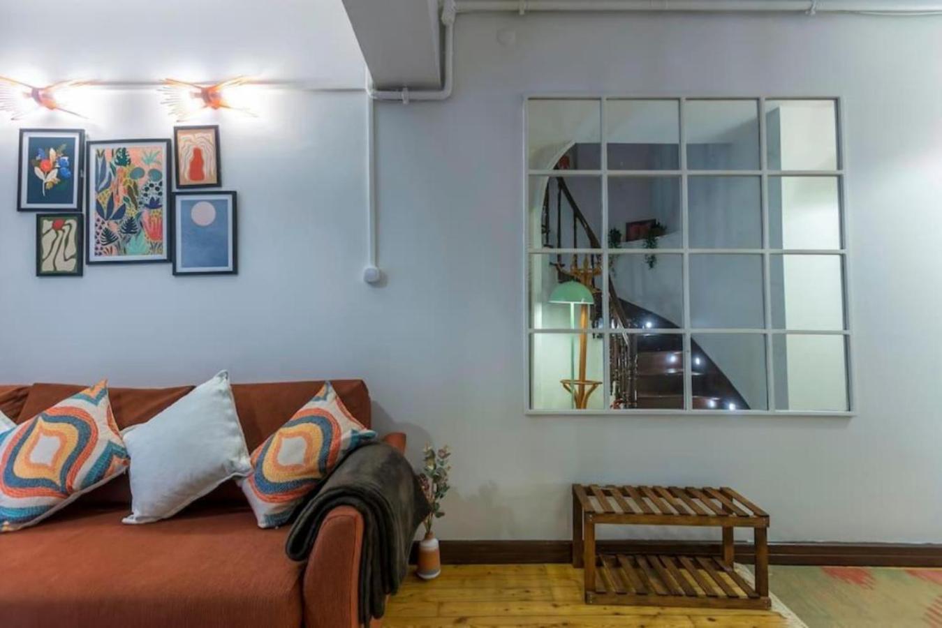 Apartment 5br Haven In Cihangir - Near Istiklal & Taksim