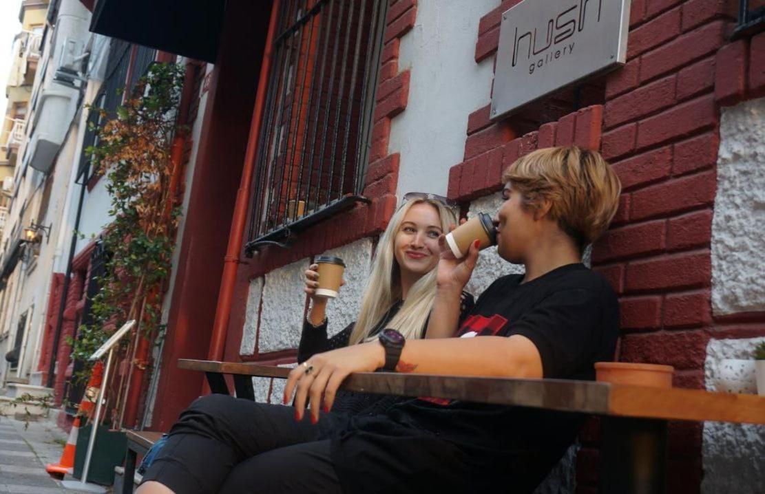 Hush Lounge Hostel Istanbul