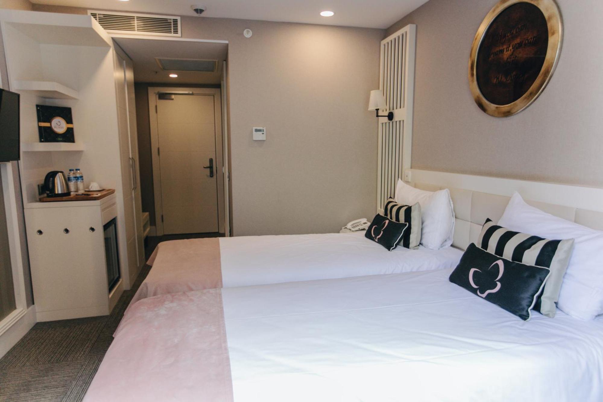 Hotel Mia Berre 4*
