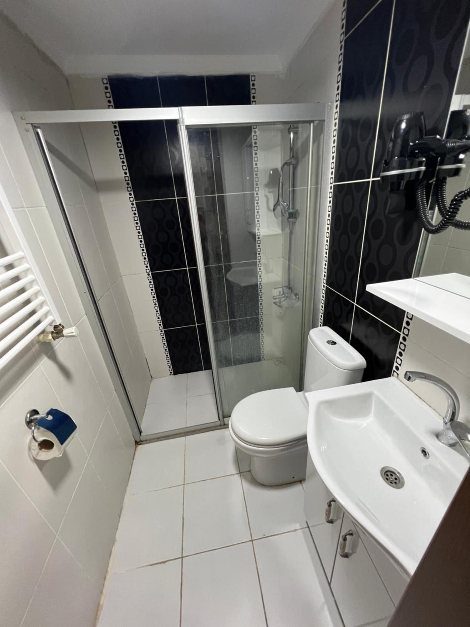 Glass Hostel *