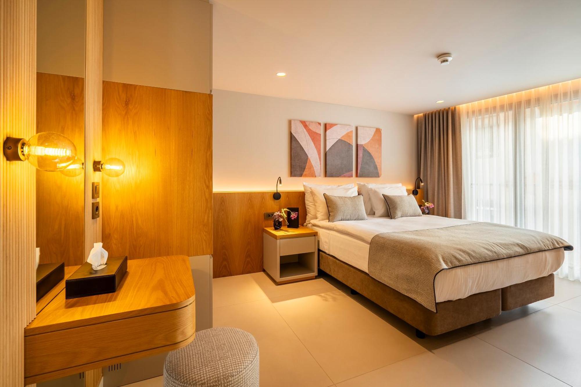 Erk Hotel