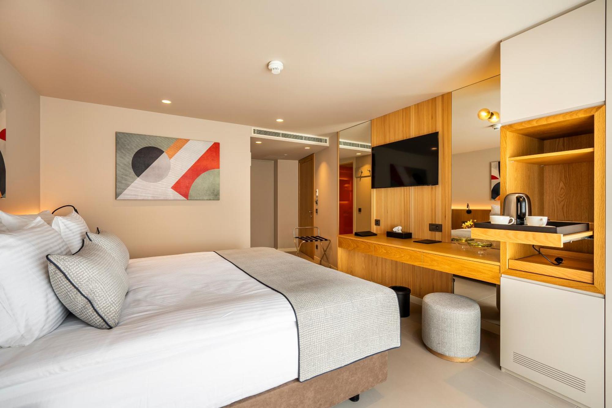 Erk Hotel