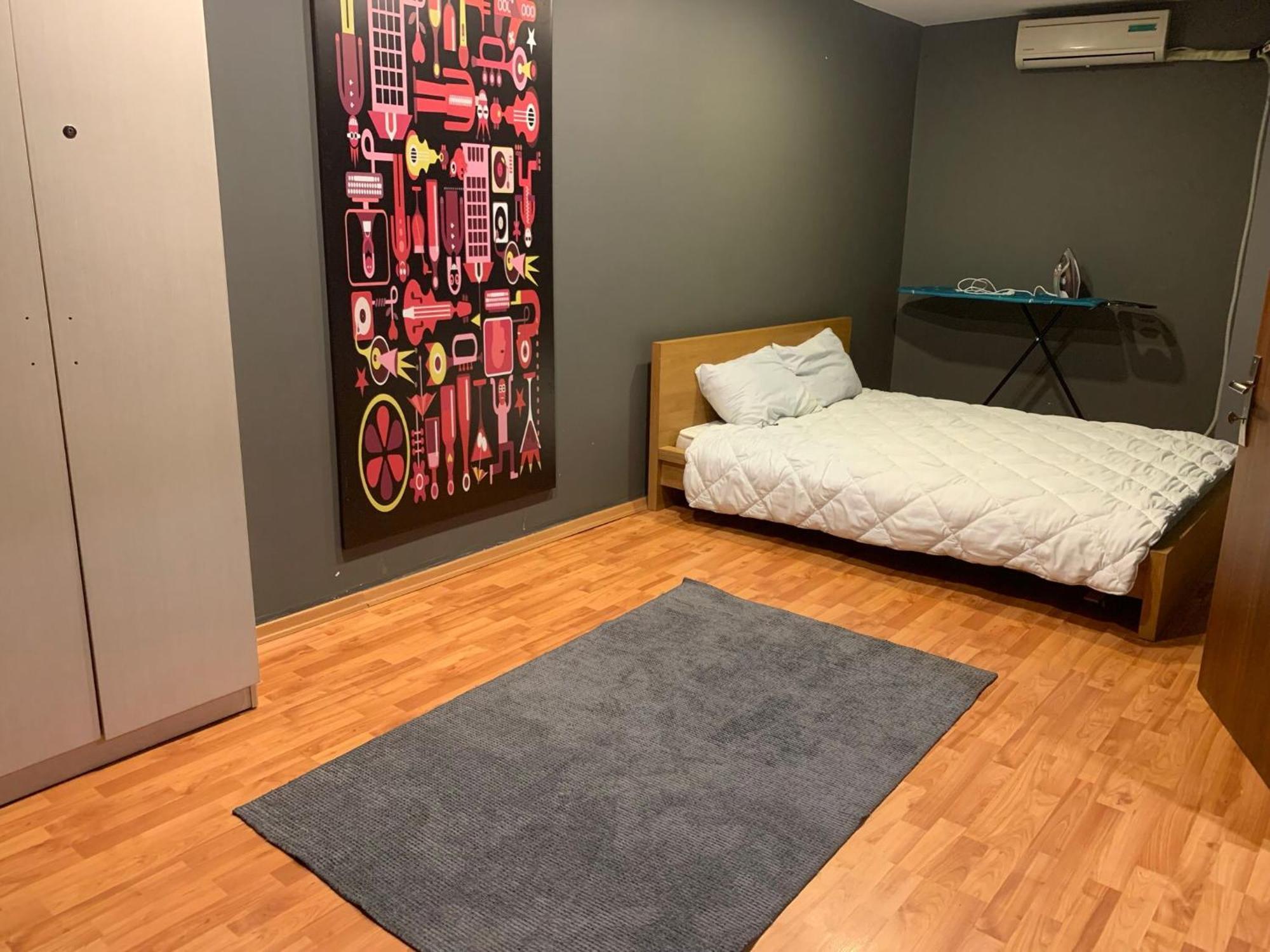 Rose House Apartment