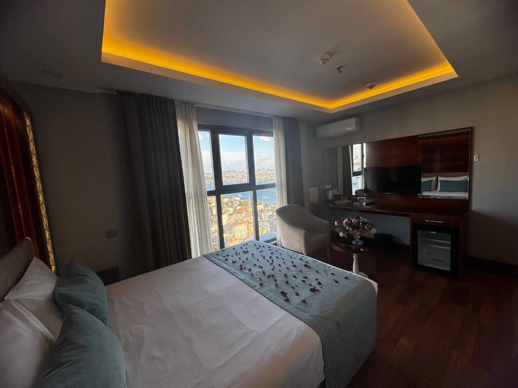 Grand Star Premium Hotel 4*