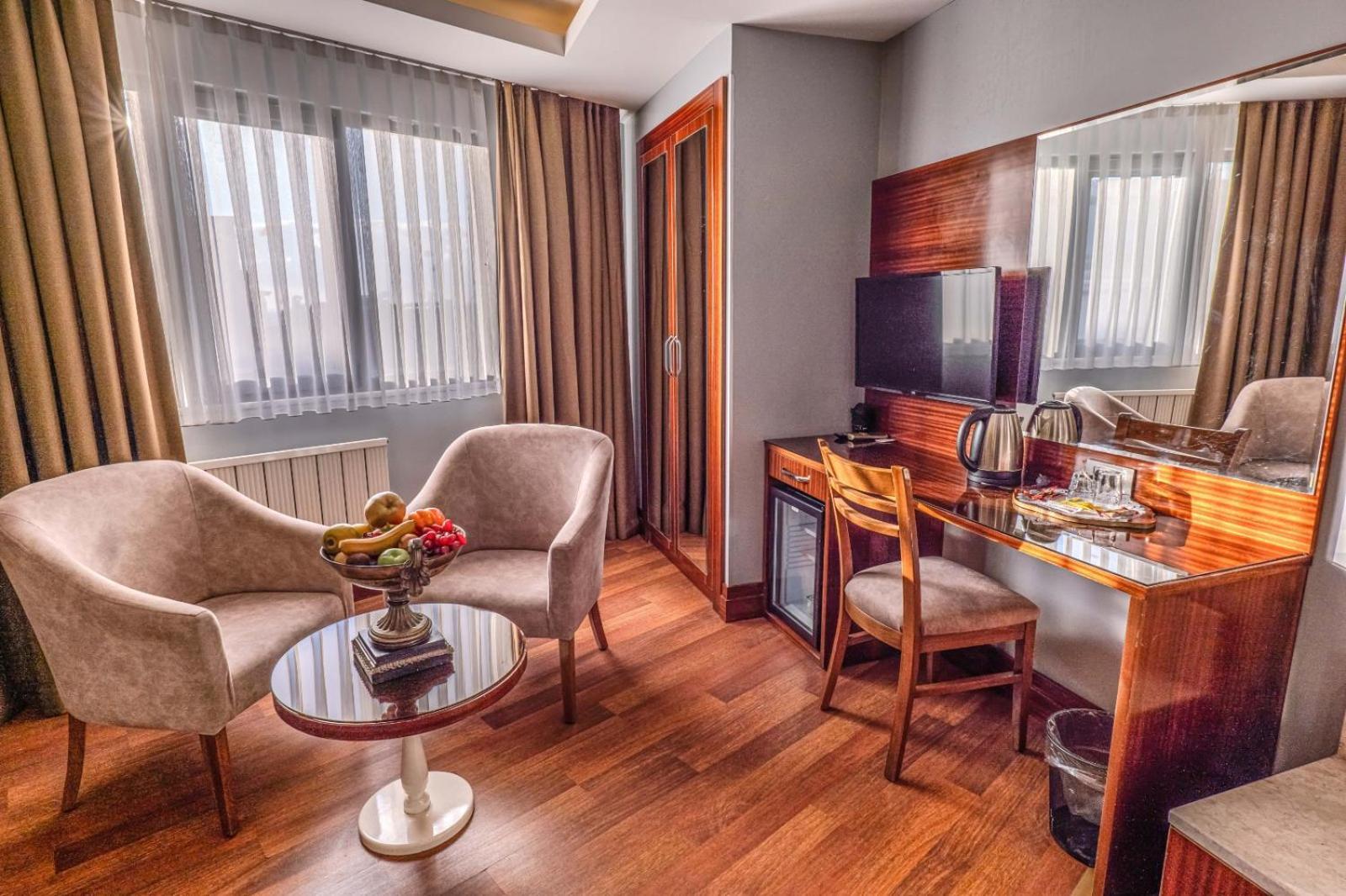 Hotel Grand Star Premium 4*