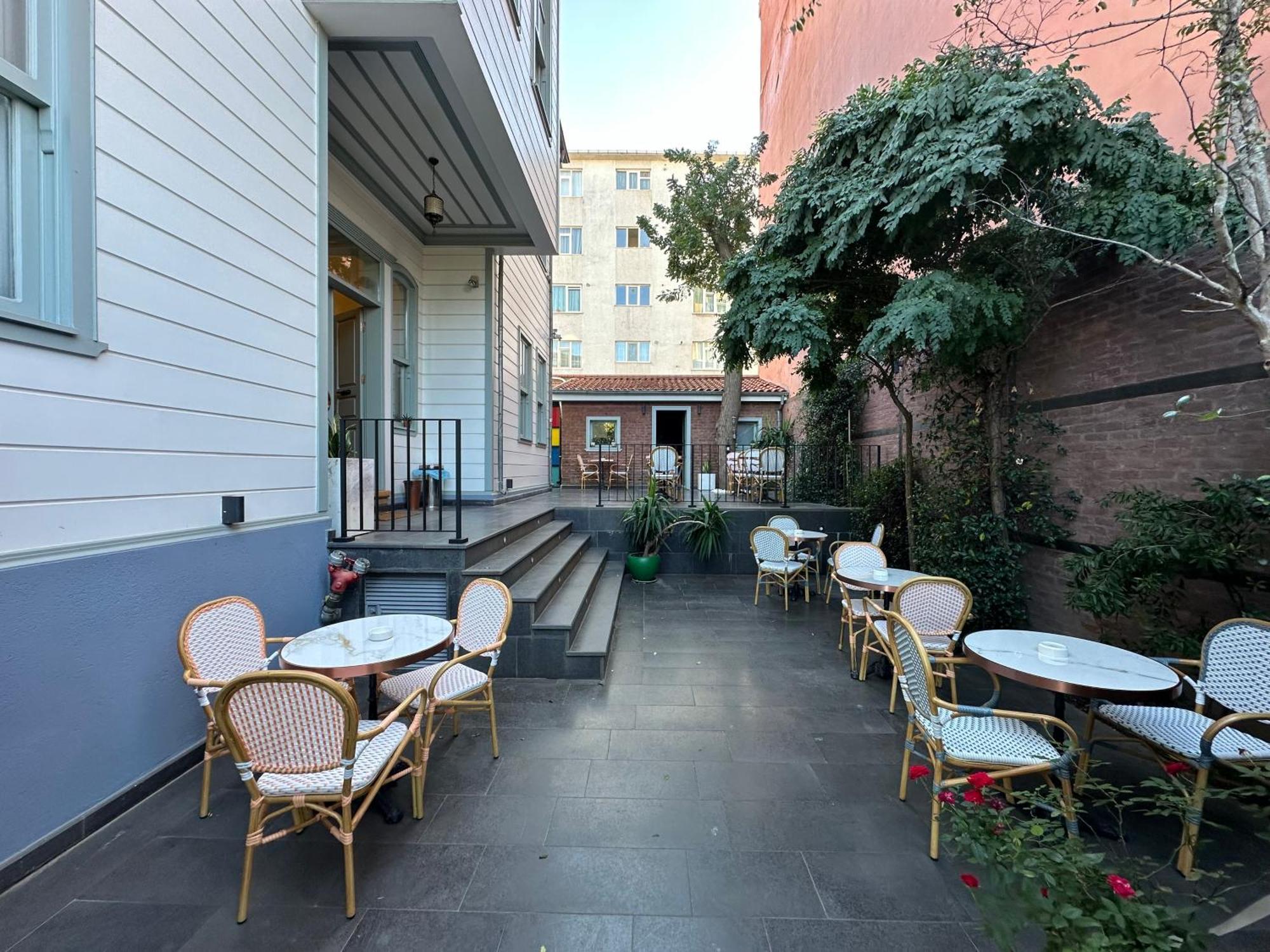 Va Mansion Hotel