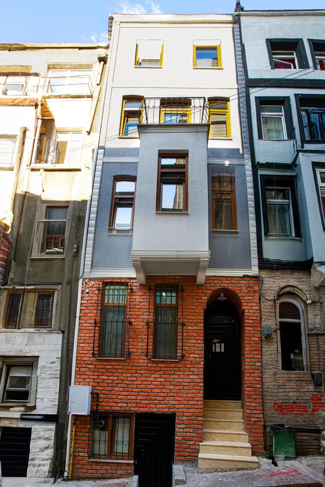 Beans House 8-26 Hotel 3*