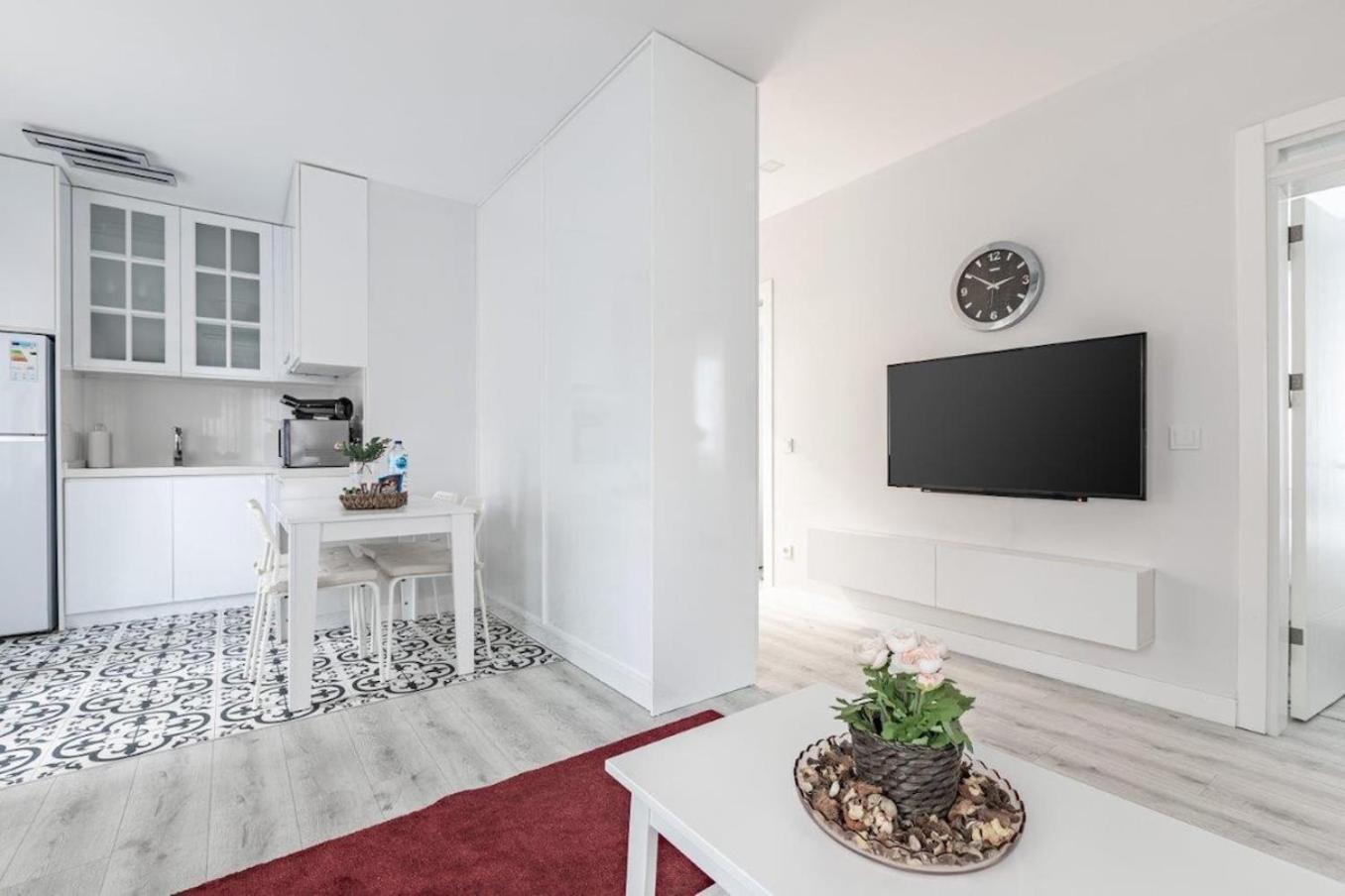 Bright Private Modern 2bd1bath Bebek Gem! #247 Apartment Istanbul