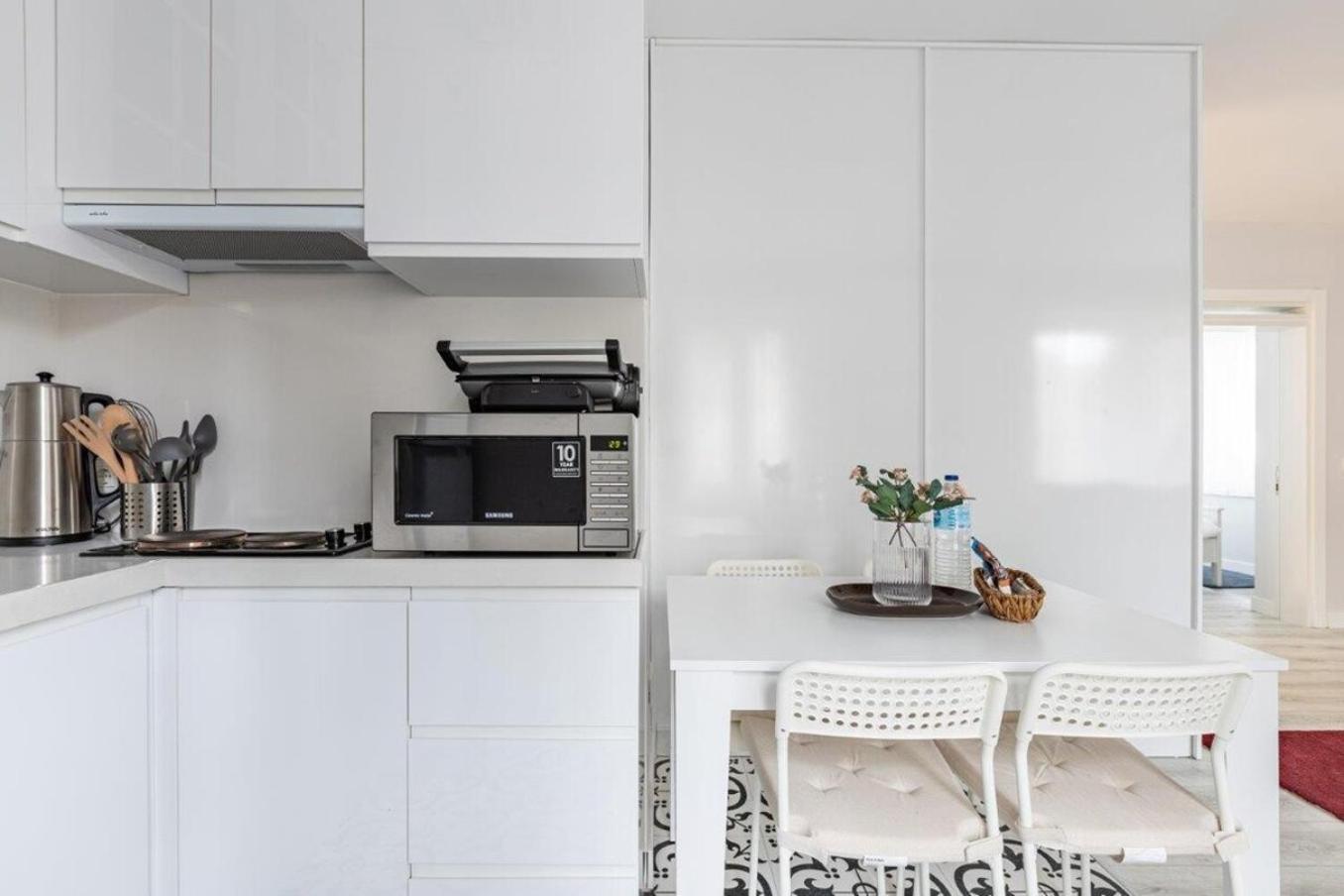 Apartment Bright Private Modern 2bd1bath Bebek Gem! #247 Istanbul