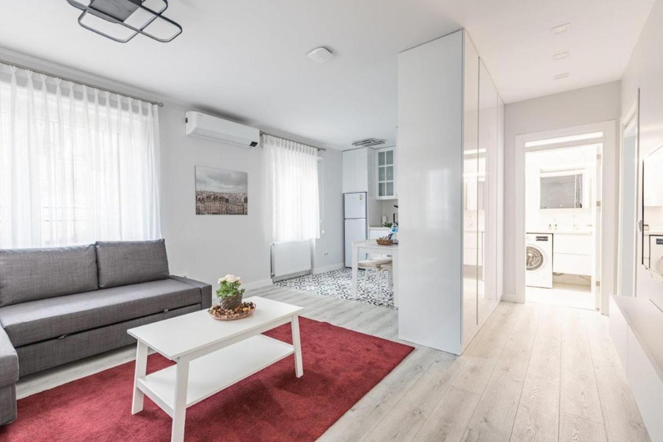 Apartment Bright Private Modern 2bd1bath Bebek Gem! #247
