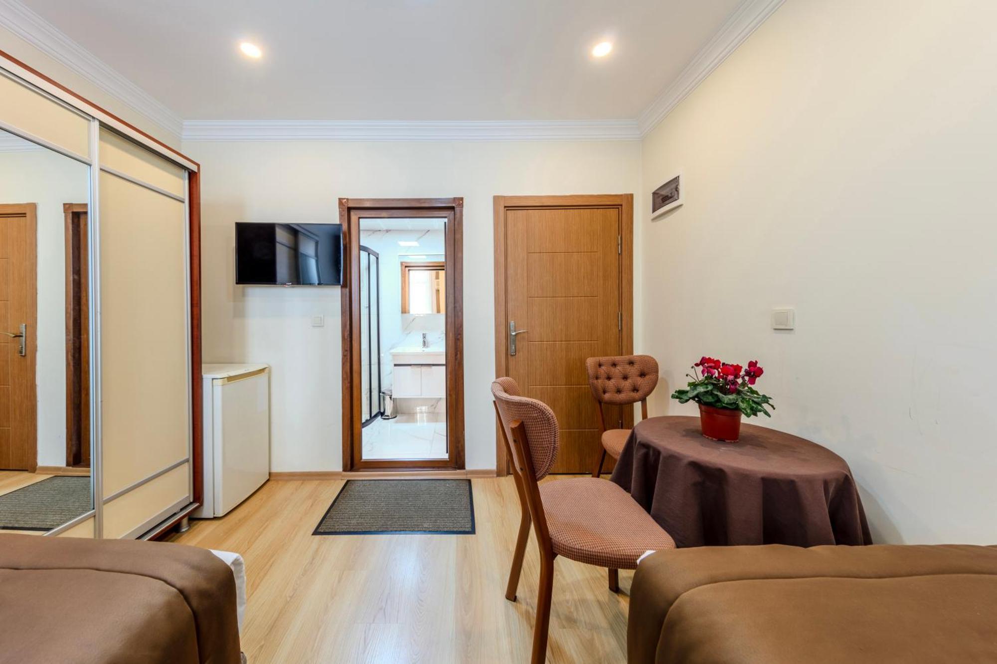 Silviya Hotel 3*