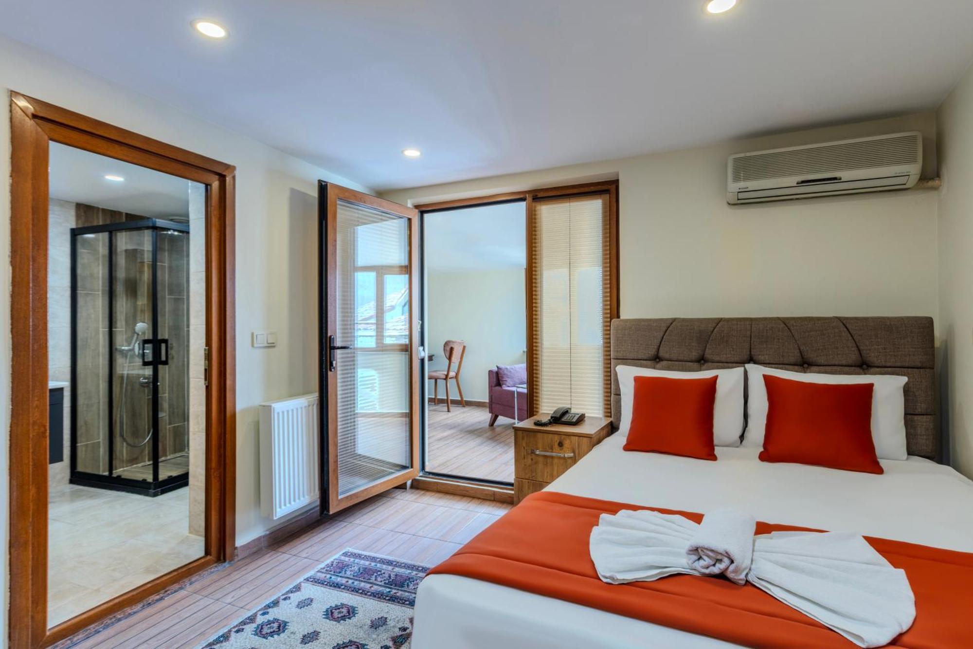 Silviya Istanbul