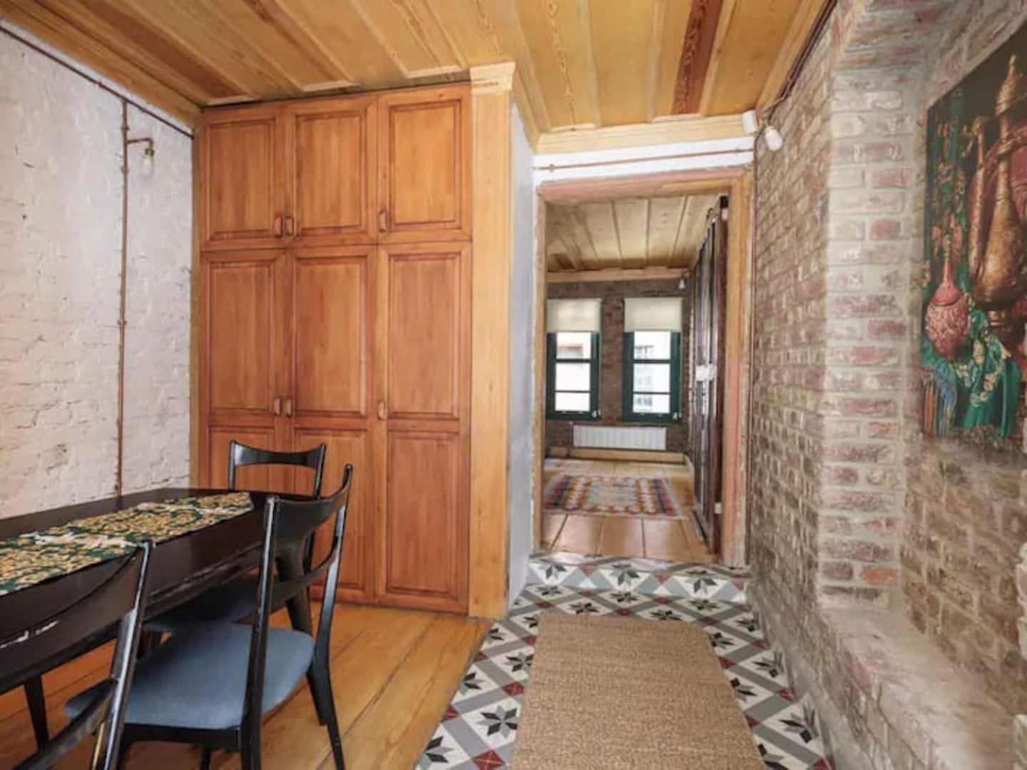 Gorgeous Rustic Balat 4bed2bath Home! #363 *