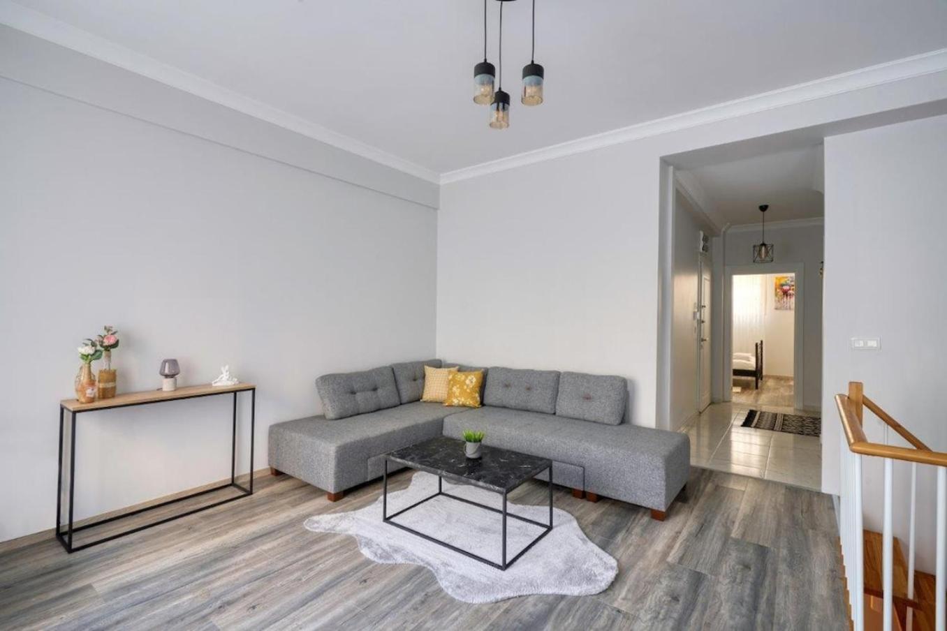 Lovely Cozy 3bd25bath Duplex Patio! #273 Apartment