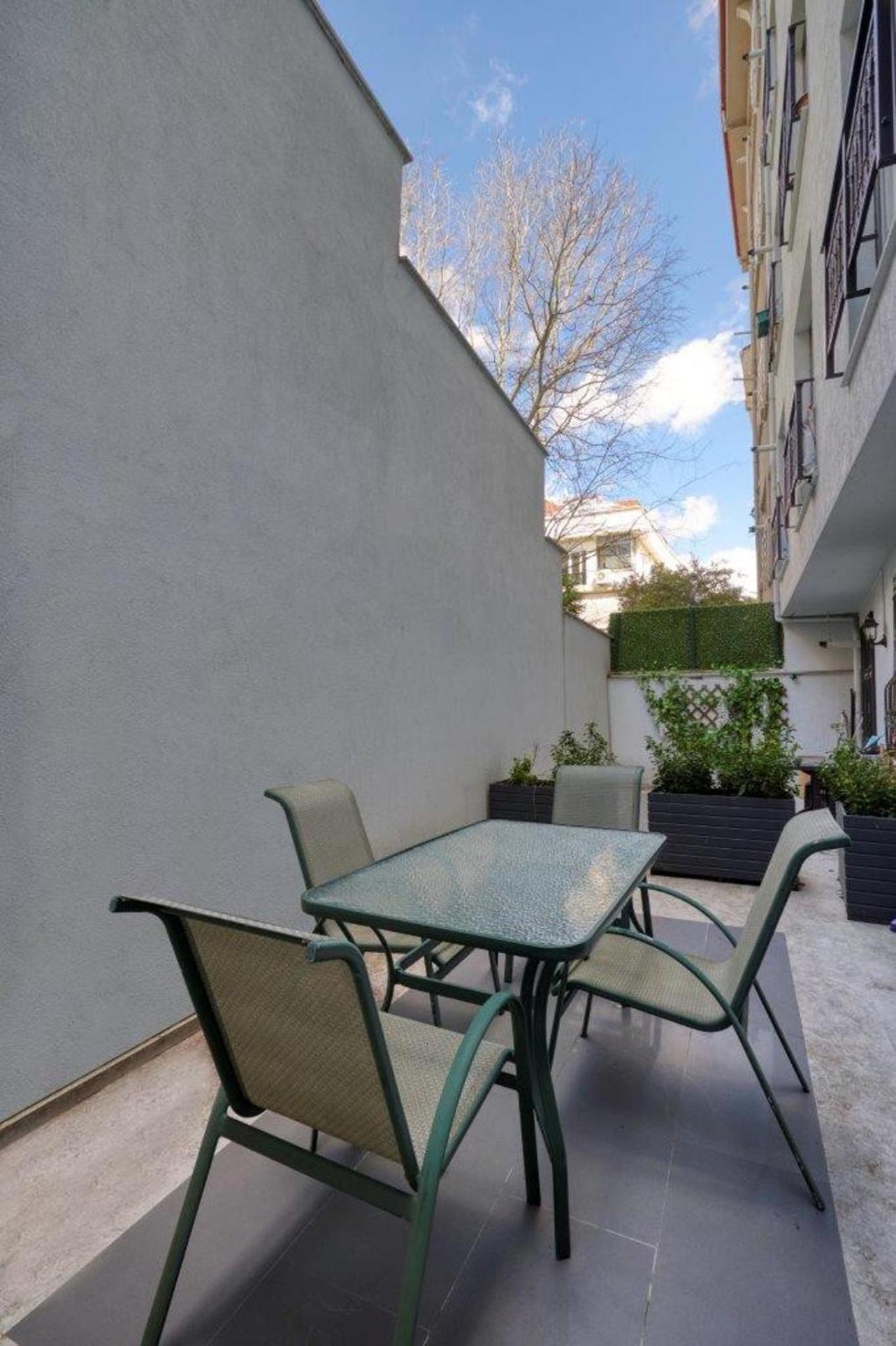Apartment Lovely Cozy 3bd25bath Duplex Patio! #273 Istanbul