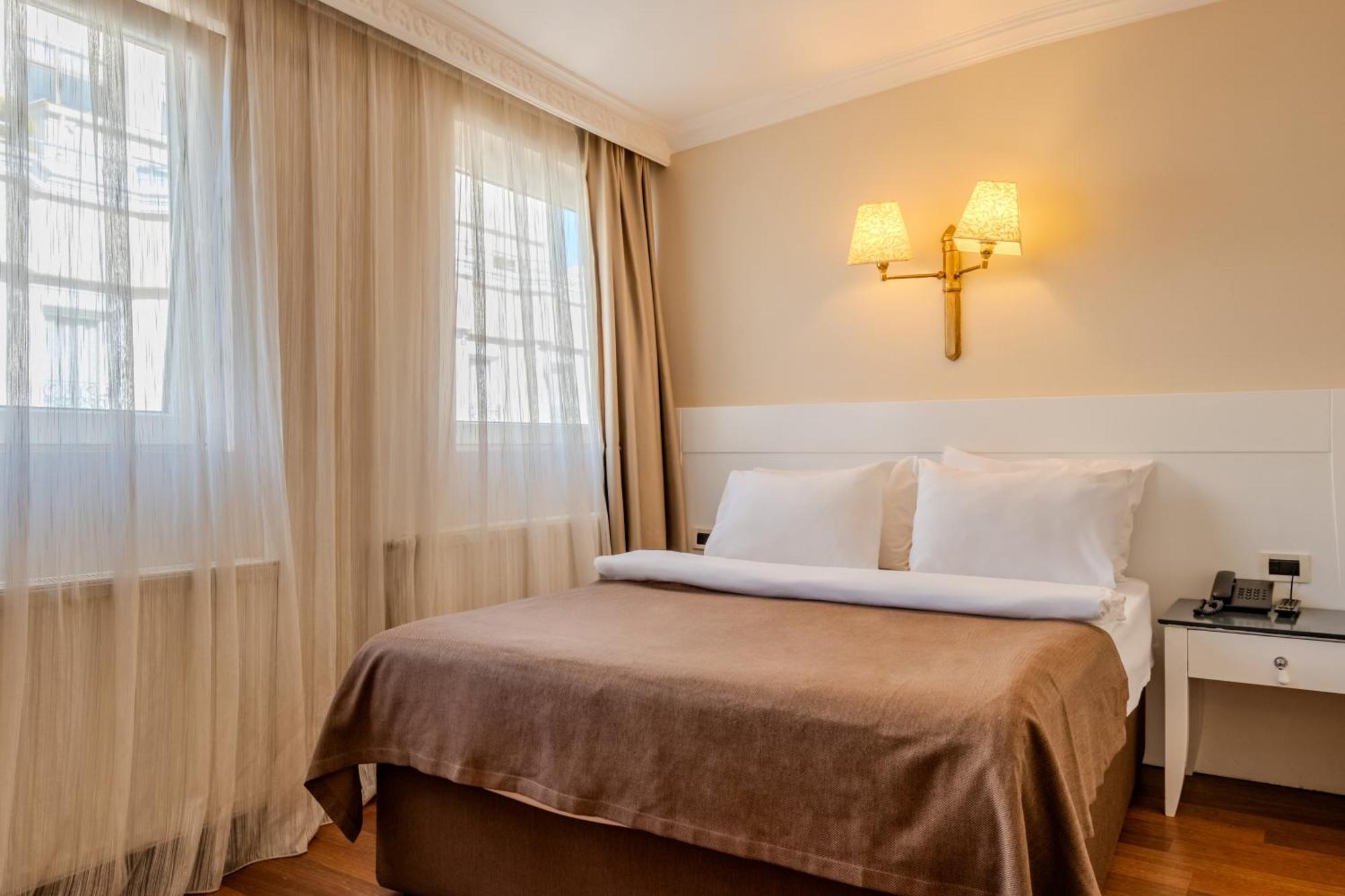 Hotel Peak Star 3*