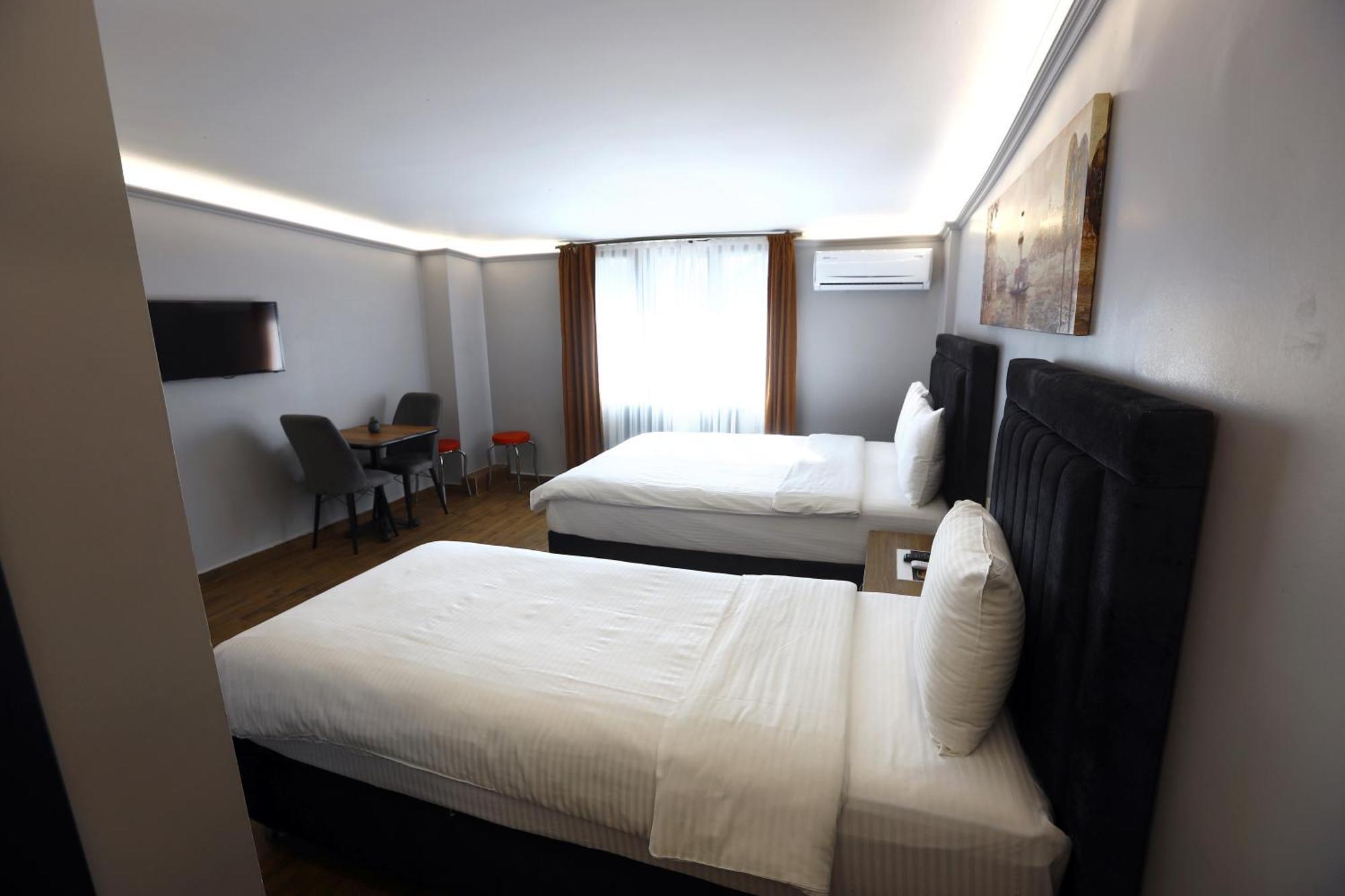 Hotel Zendy 2*