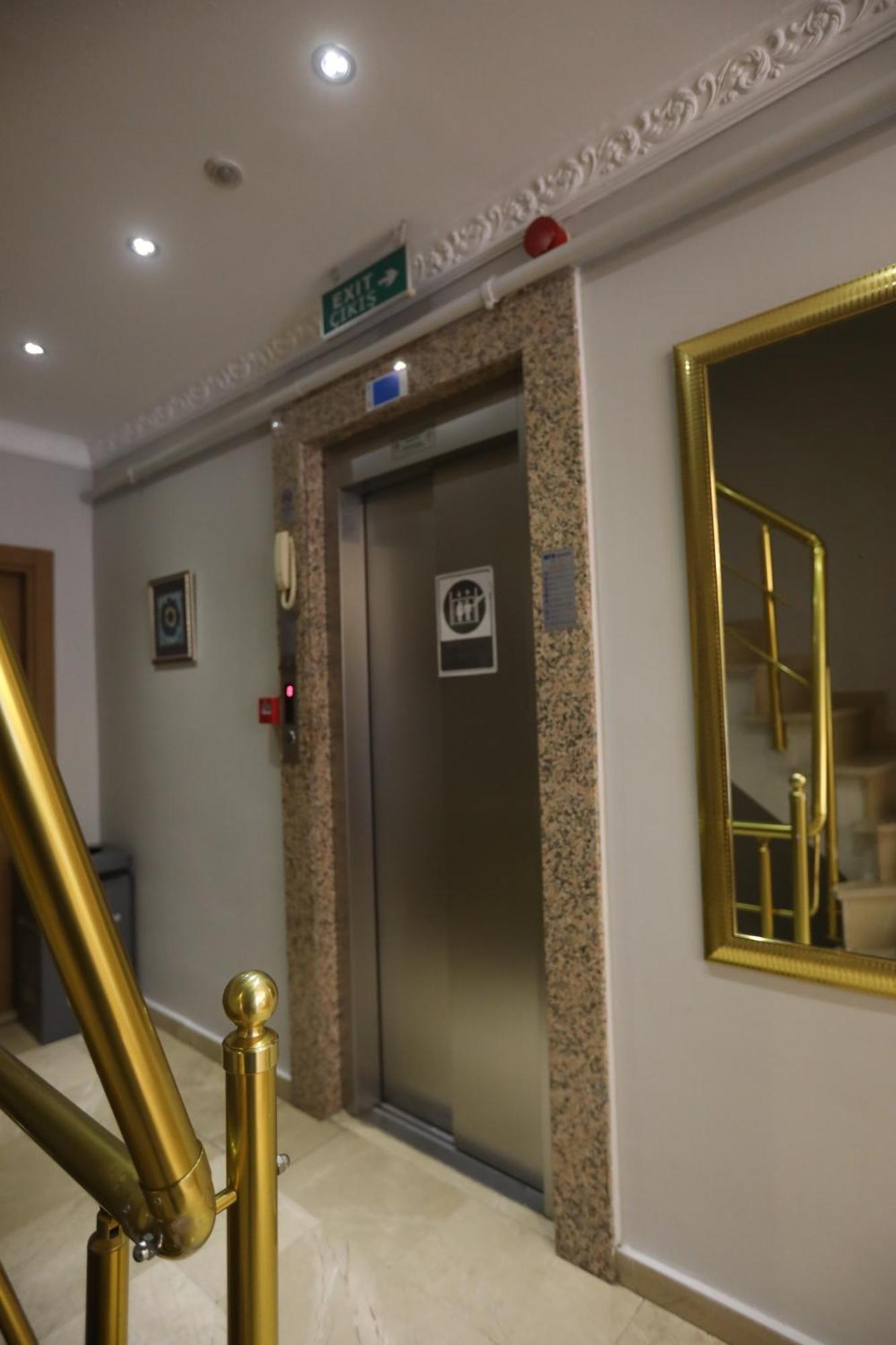 Hotel Zendy 2*