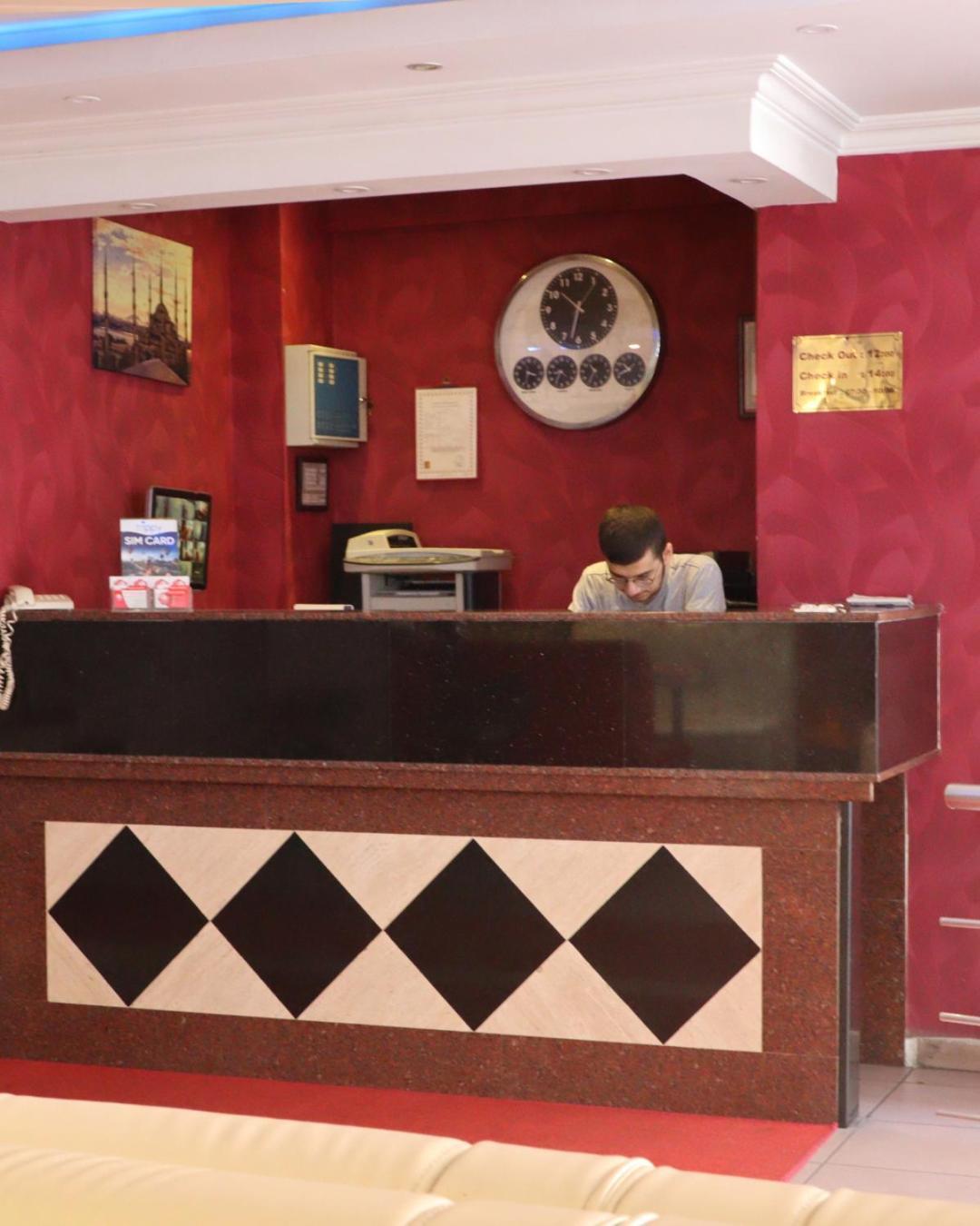 Red White Hotel Istanbul