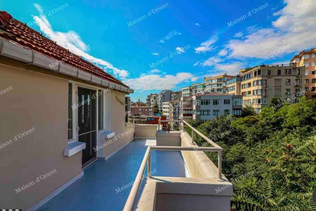A Million Dollar View In The Heart Of The Apartment *