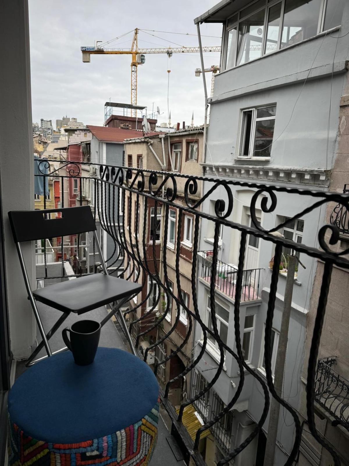 A Cozy Nest For Your Charming In The Heart Of Istanbul